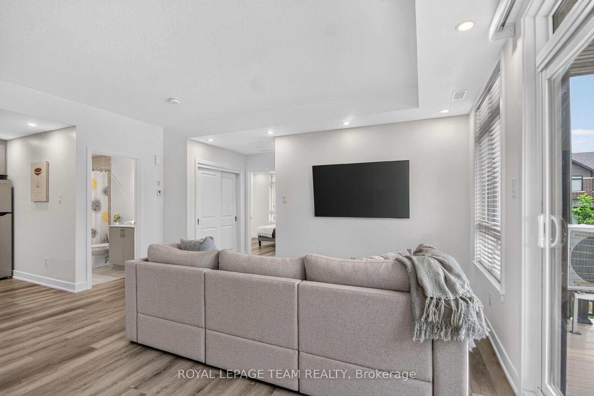 45 Overberg Way H, Kanata, ON K2S 2Y4 photo 5