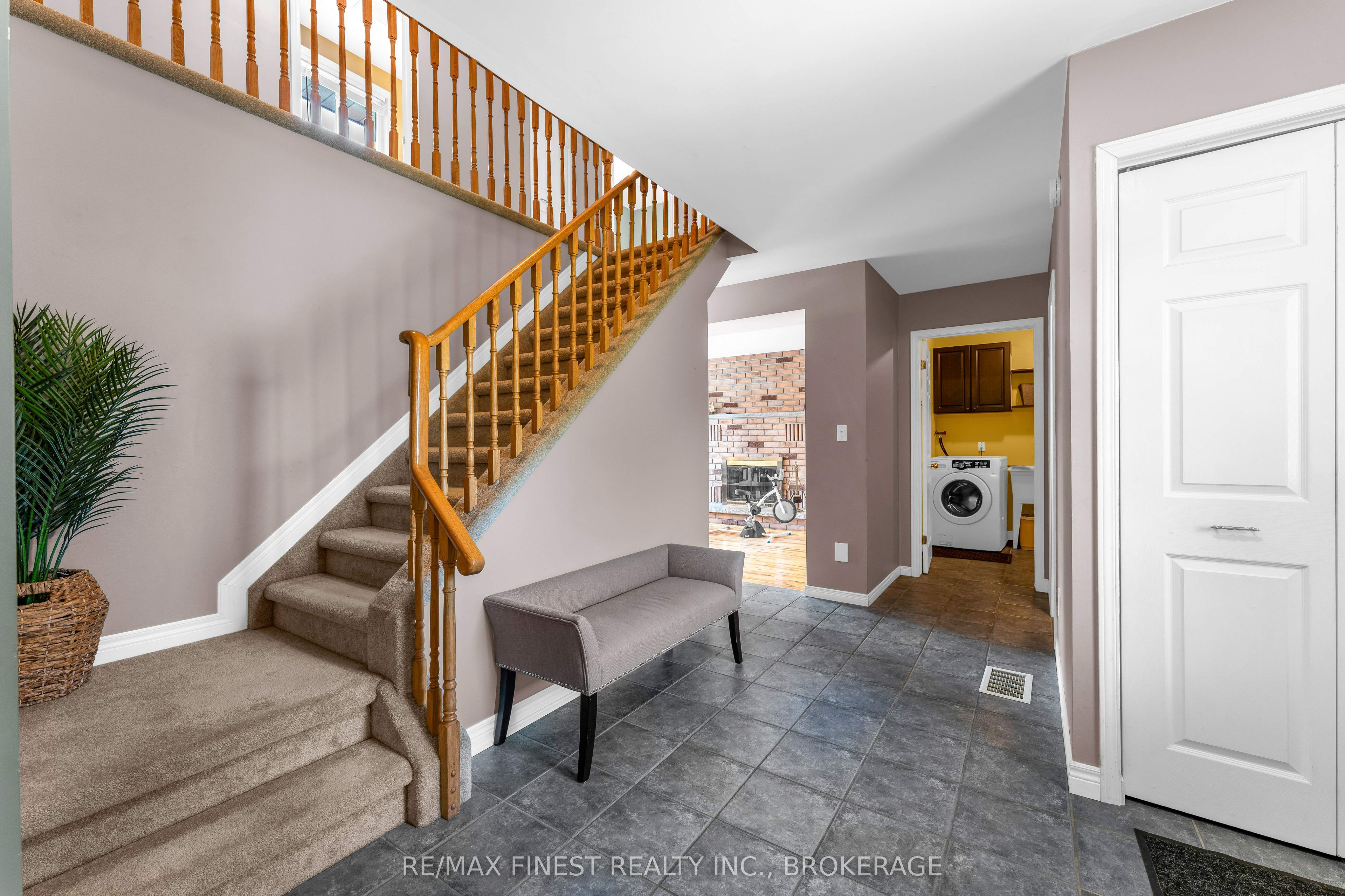 943 Newhall Drive, Kingston, ON K7P 2C7 photo 3
