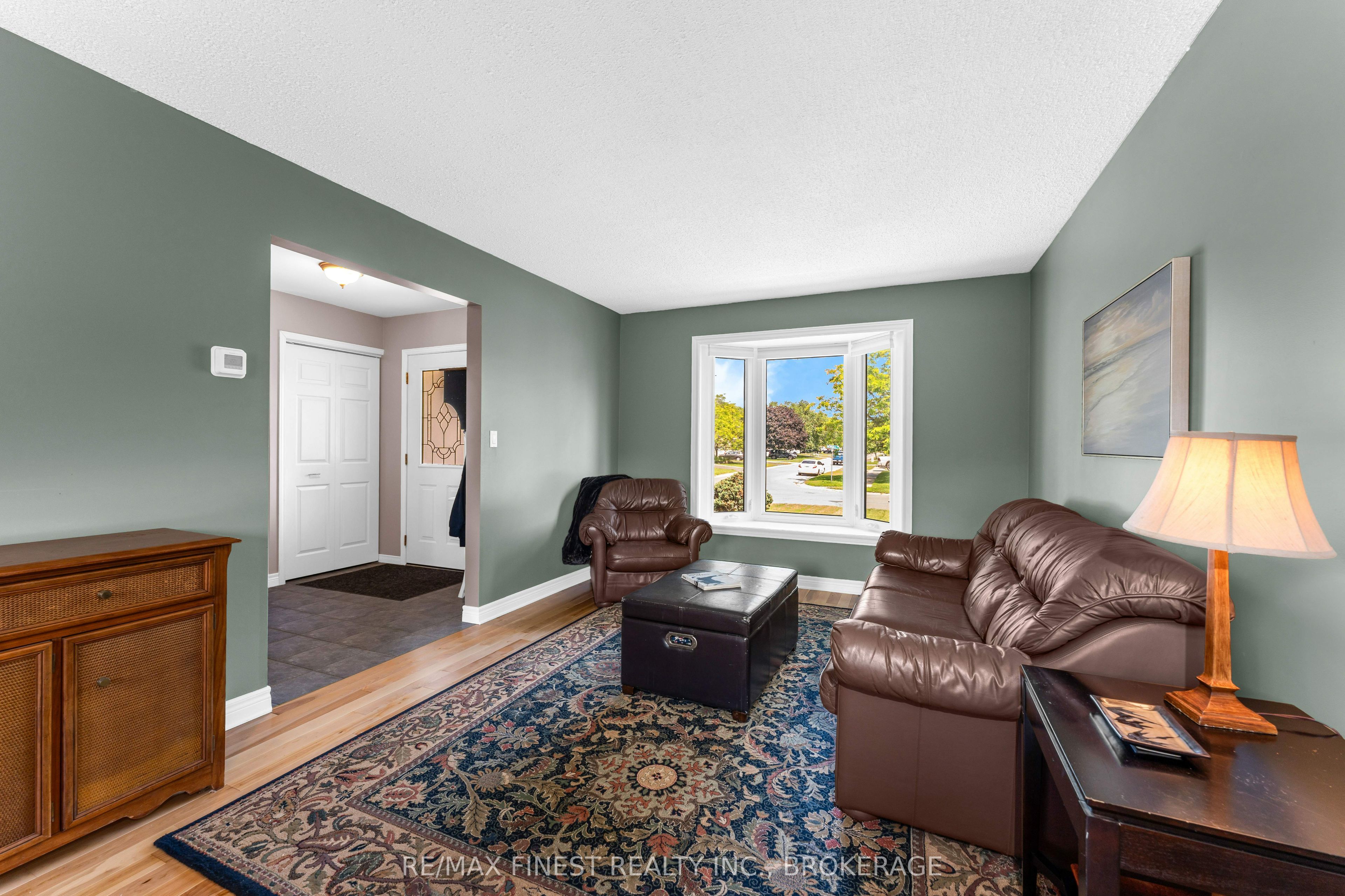 943 Newhall Drive, Kingston, ON K7P 2C7 photo 5