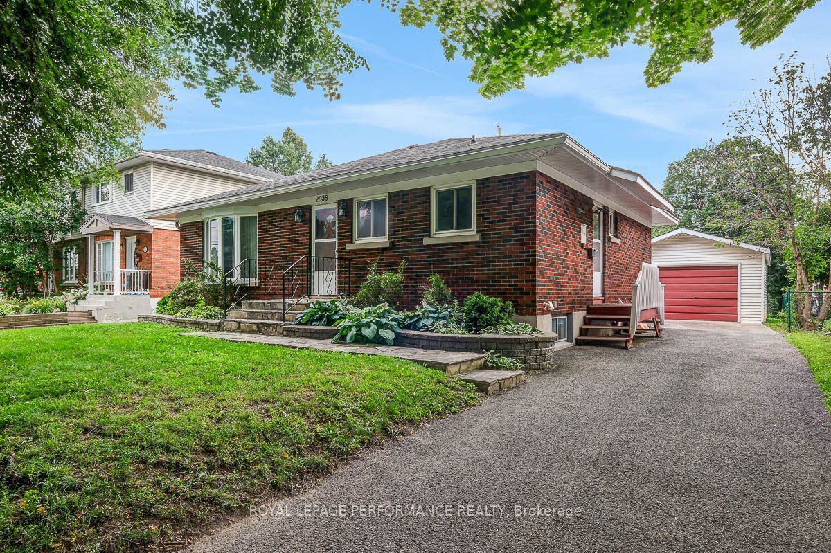 2038 Arch Street, Elmvale Acres and Area, ON K1G 2H1 photo 2