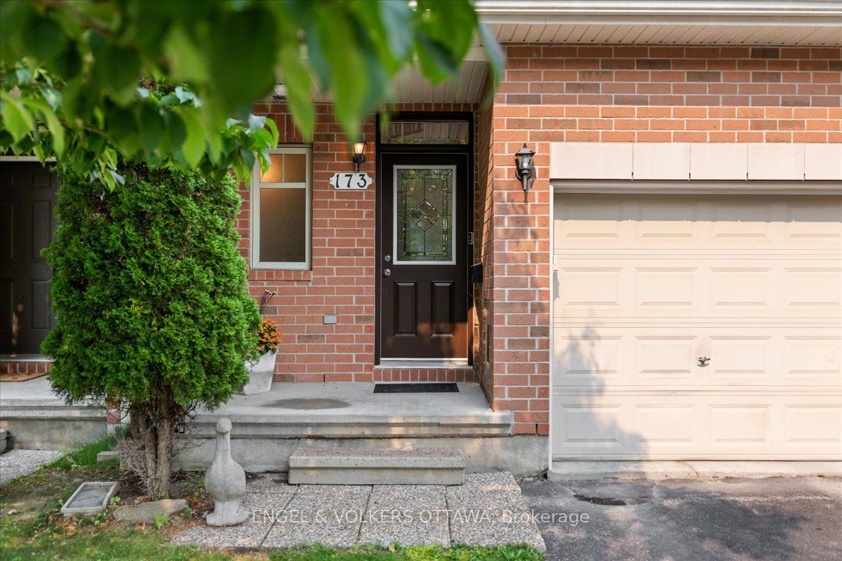 173 Hornchurch Lane, Barrhaven, ON K2J 0J9 photo 2