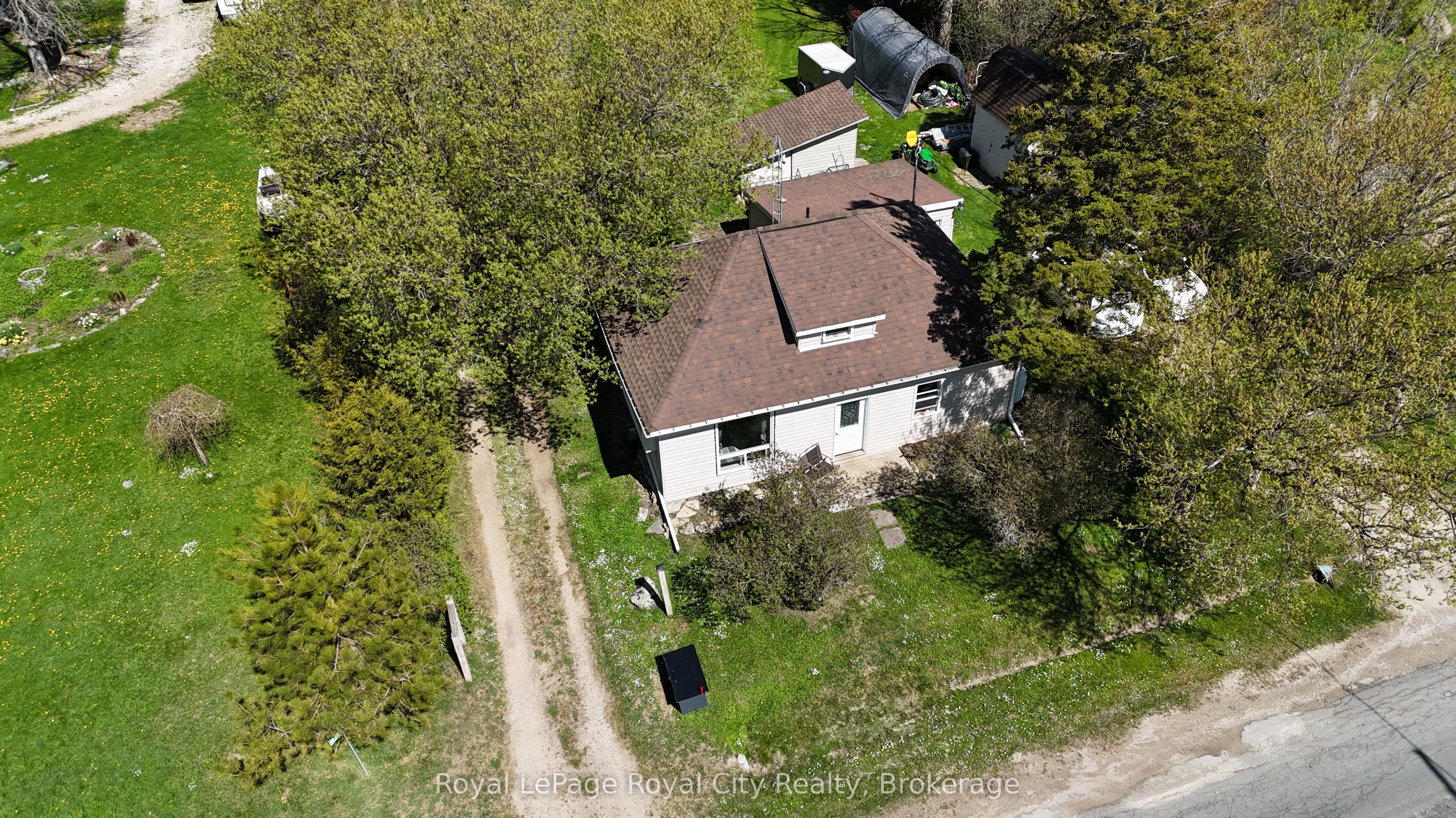 2557 Bruce Road, Northern Bruce Peninsula, ON N0H 1W0 photo 2