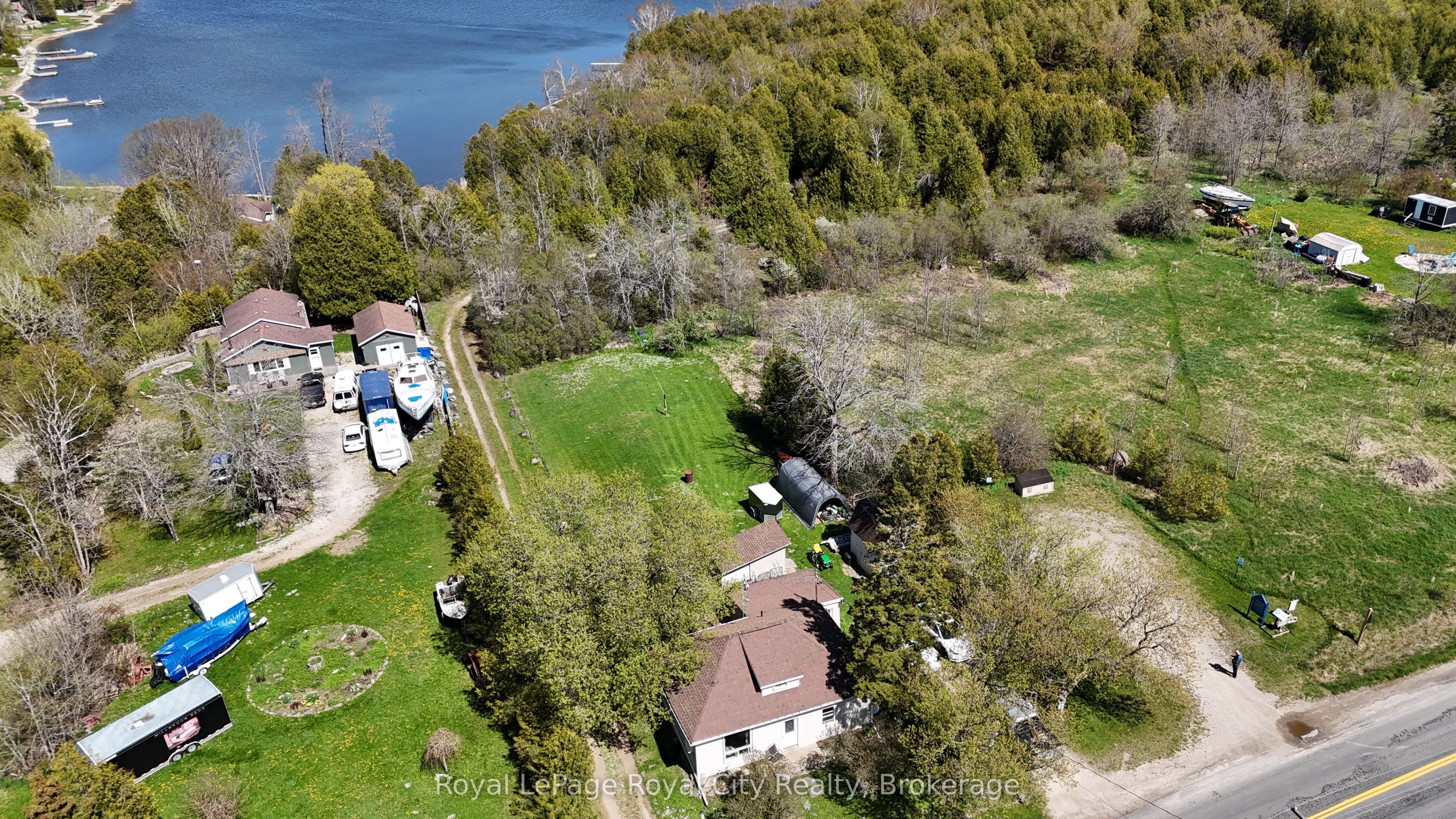 2557 Bruce Road, Northern Bruce Peninsula, ON N0H 1W0 photo 3