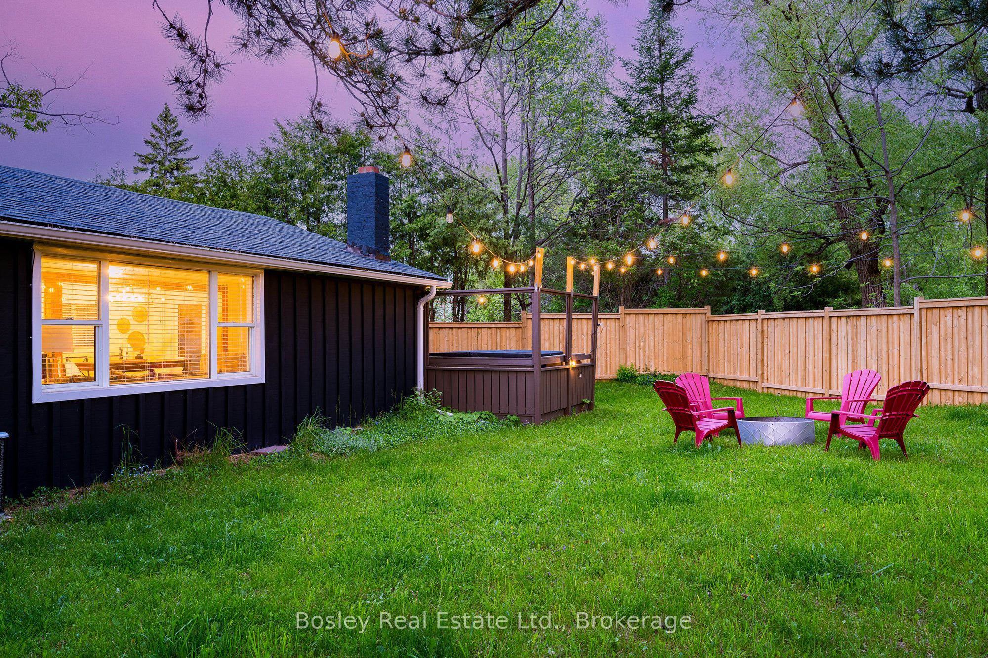102 HELEN Street, Blue Mountains, ON L9Y 3Z2 photo 5