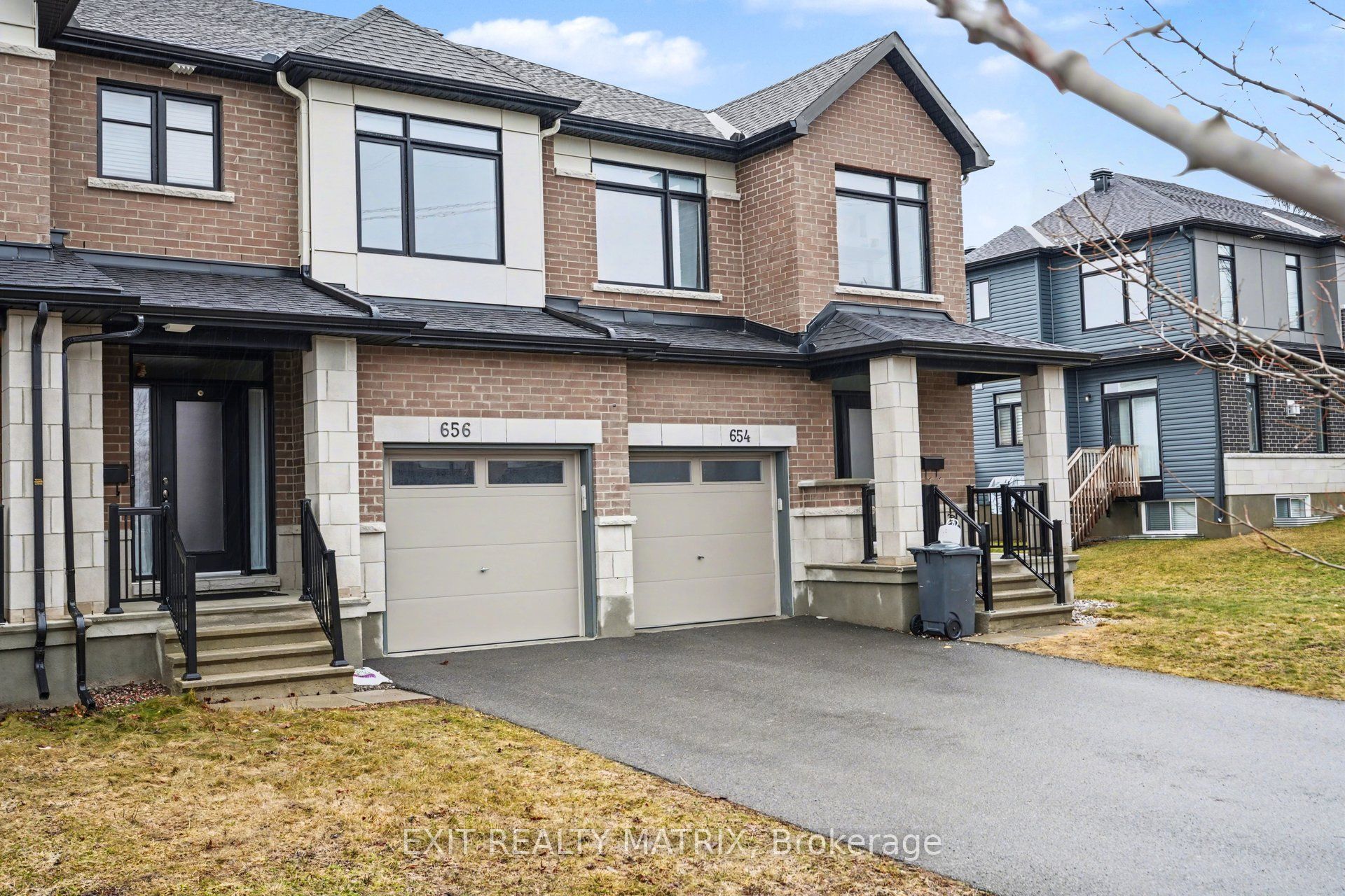 656 Putney Crescent W, Stittsville - Munster - Richmond, ON K2S 2N7 photo 3