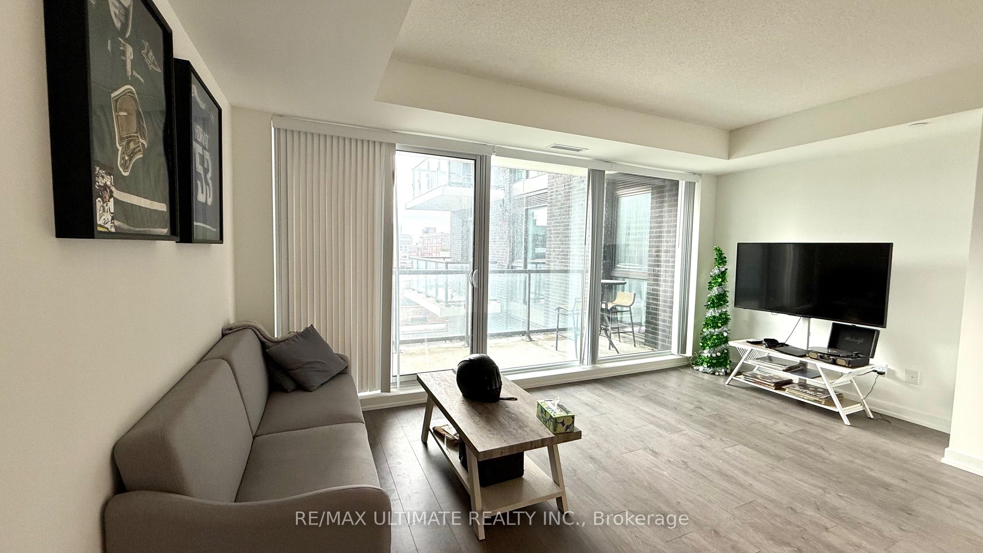 55 Duke Street W 318, Kitchener, ON N2H 0C9 photo 5