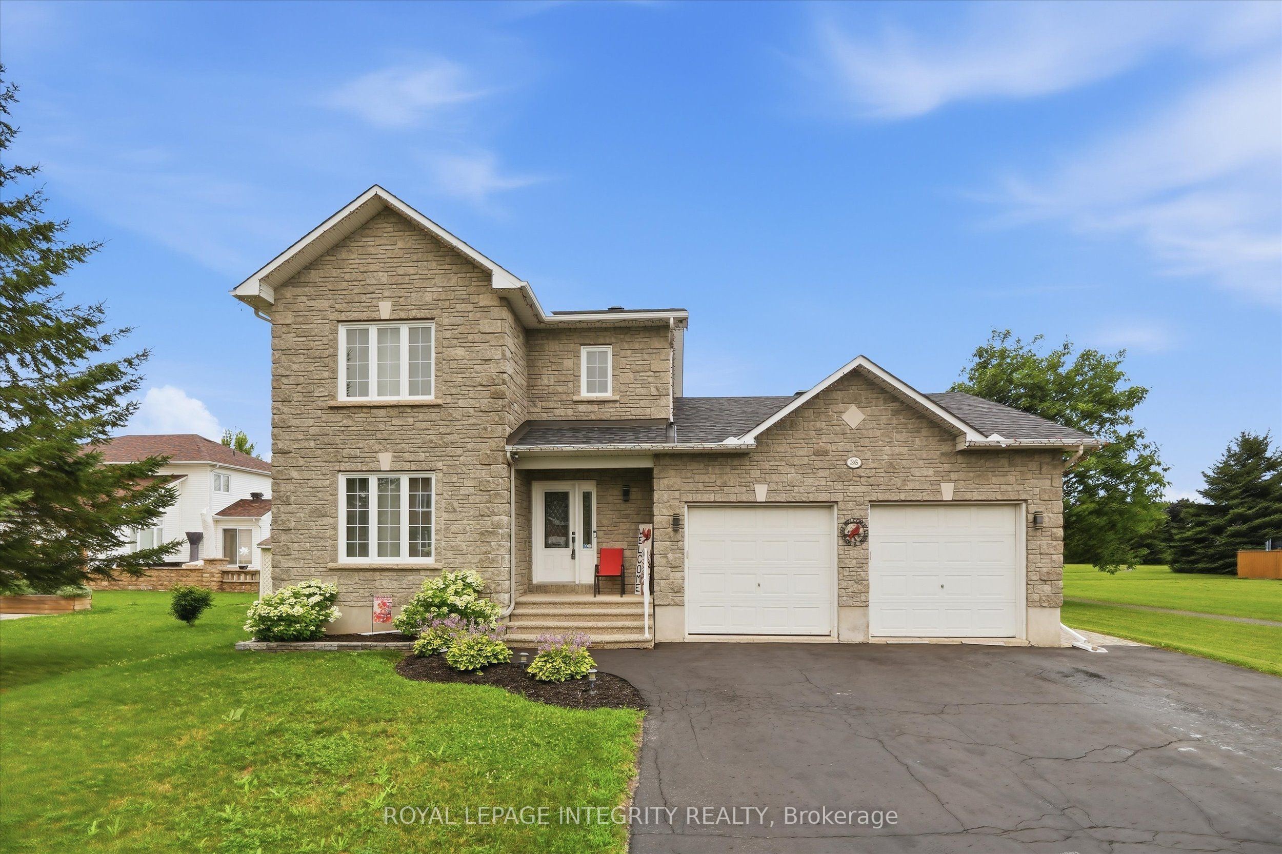 36 Frontenac Boulevard, Russell, ON K0A 1W0 photo 2