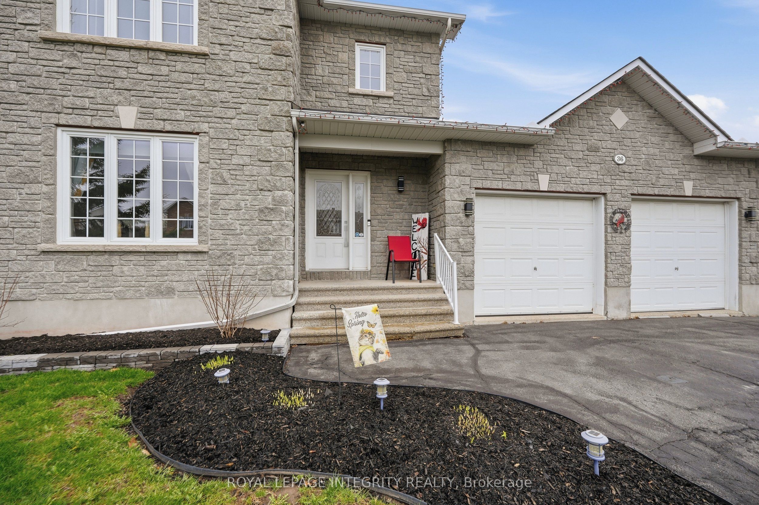 36 Frontenac Boulevard, Russell, ON K0A 1W0 photo 3