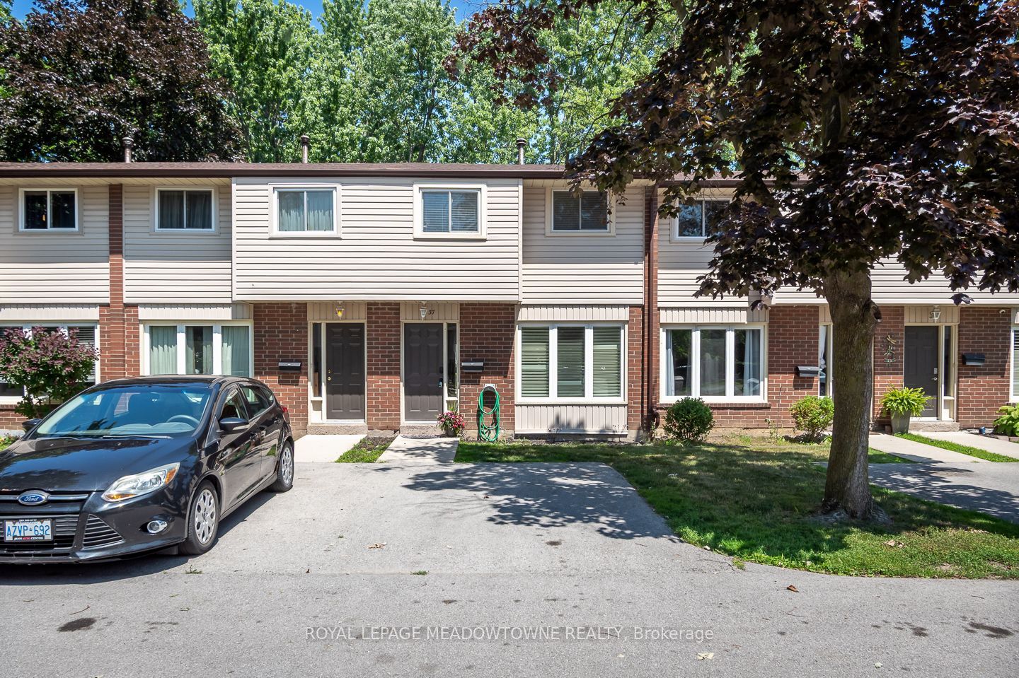 2 Weiden Street 37, St. Catharines, ON L2M 6W5 photo 2