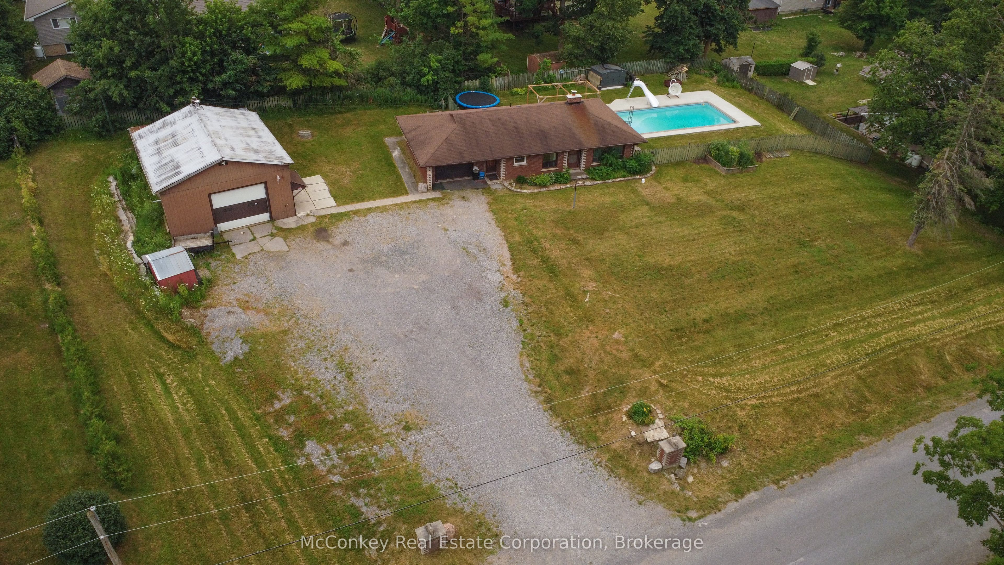129 Clifford Road, Douro-Dummer, ON K0L 3A0