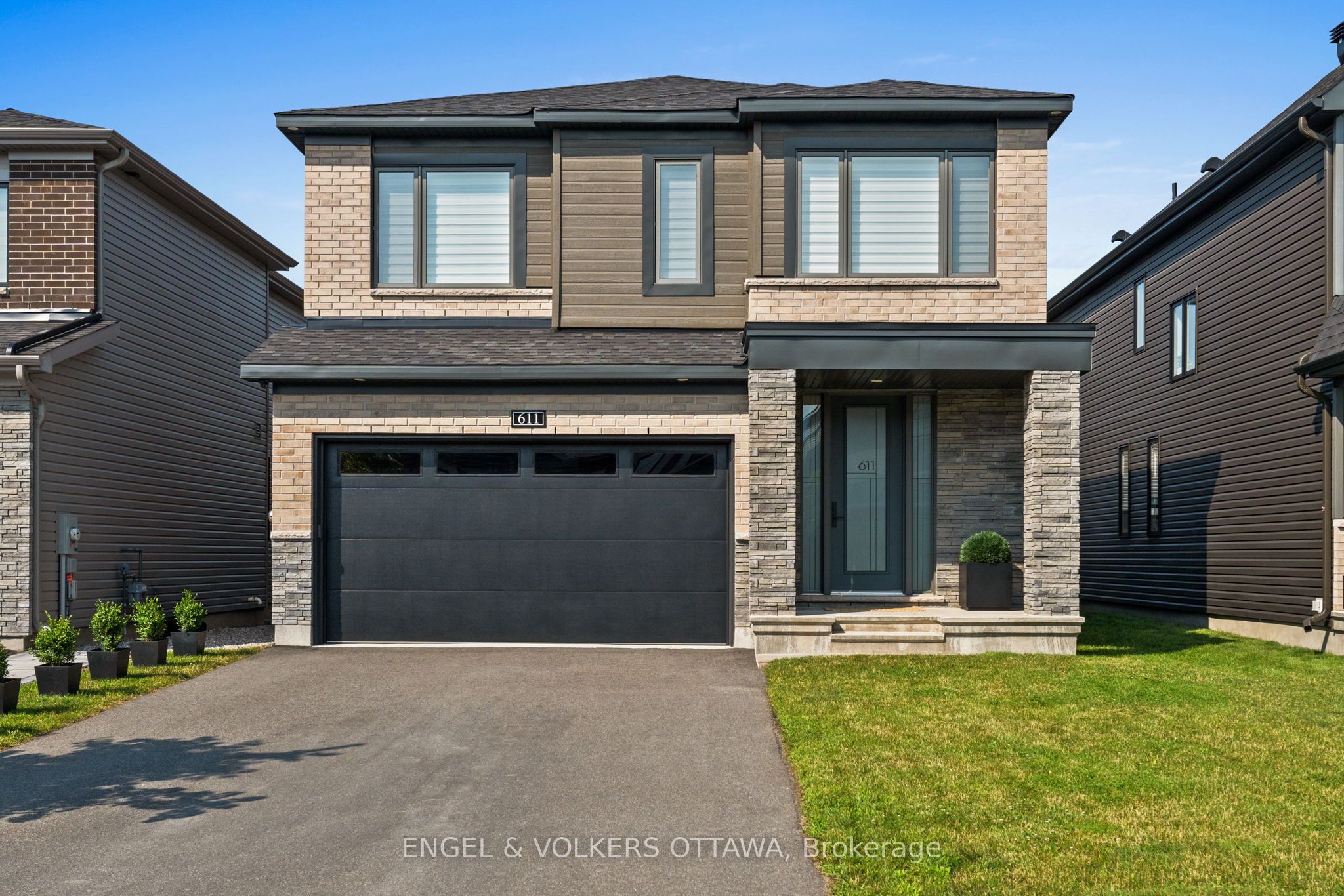 611 Ribbon Street, Manotick - Kars - Rideau Twp and Area, ON K4M 0M8 photo 2