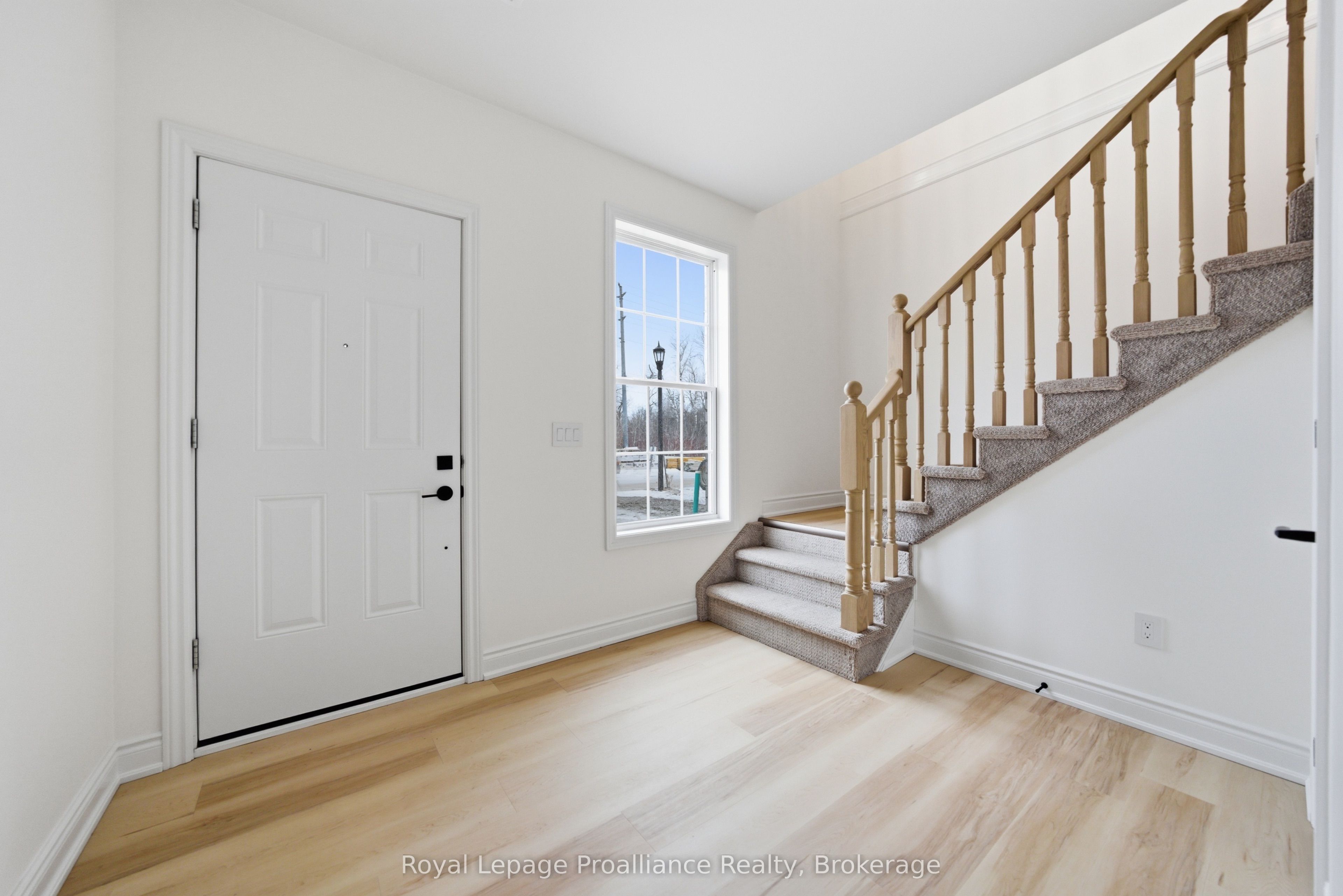 924 Kerr Street W, Cobourg, ON K9A 1N6 photo 4