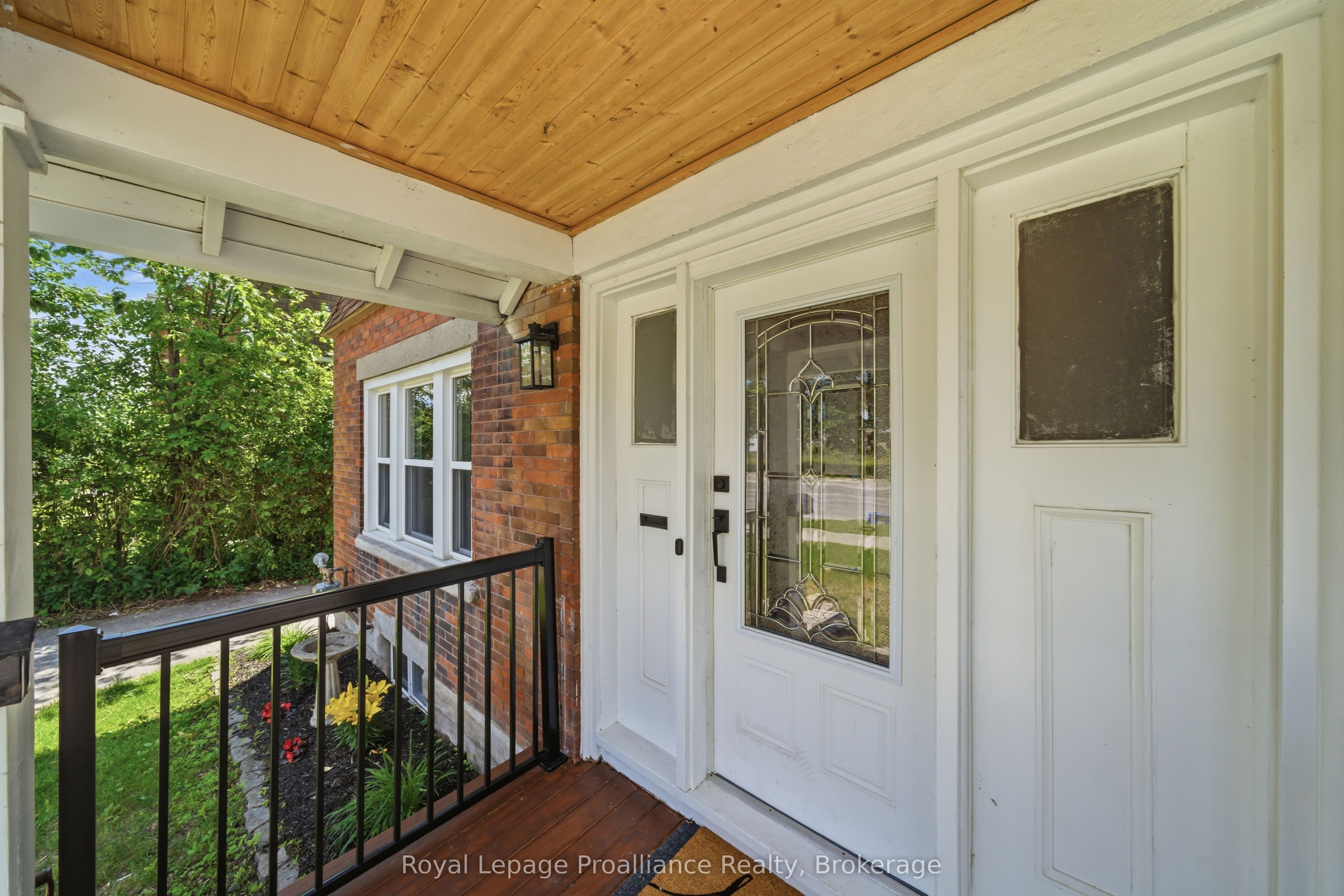 82 Marmora Street, Quinte West, ON K8V 2J1 photo 3