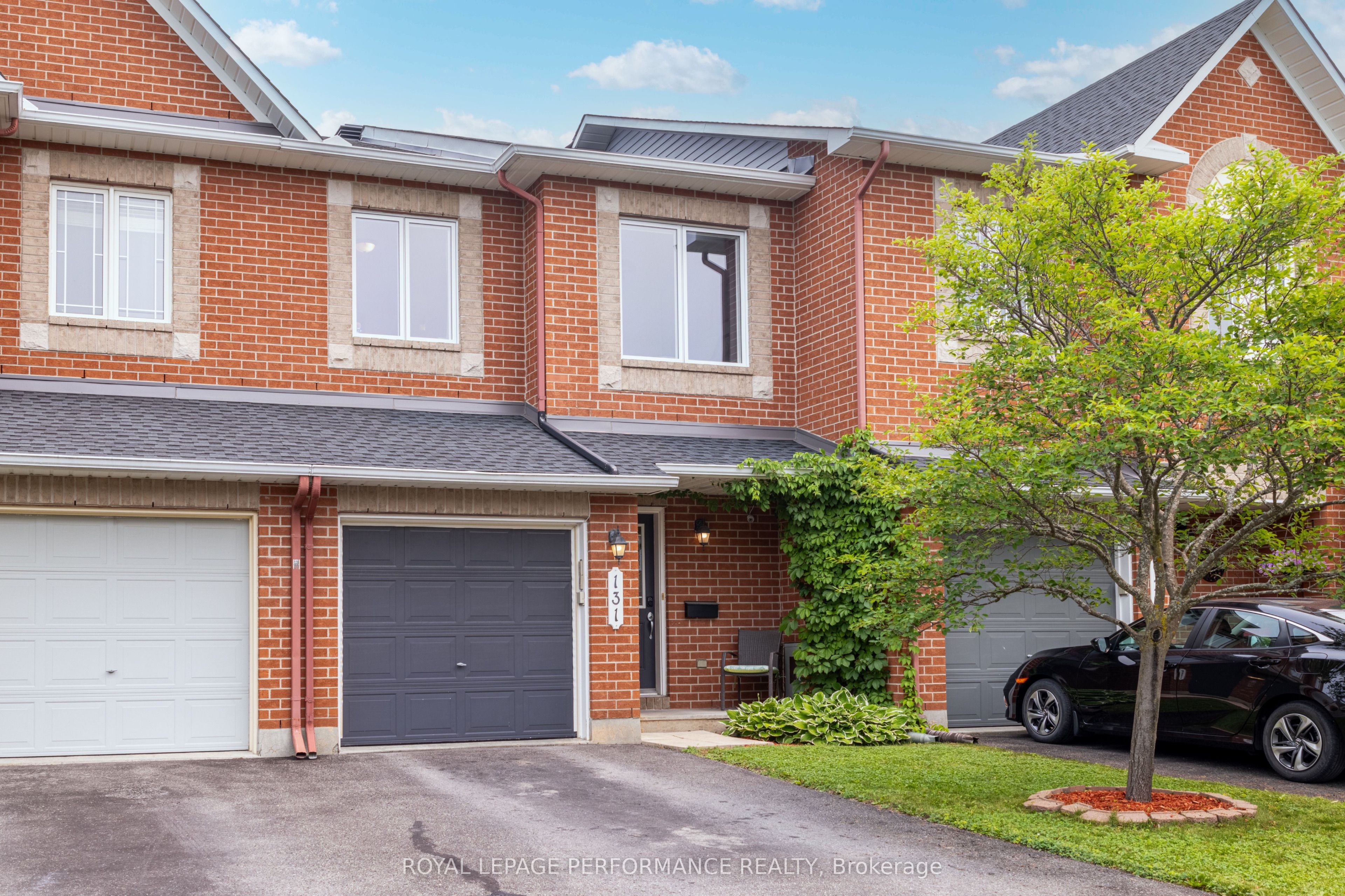 131 Sorento Street, Barrhaven, ON K2J 0B2 photo 2