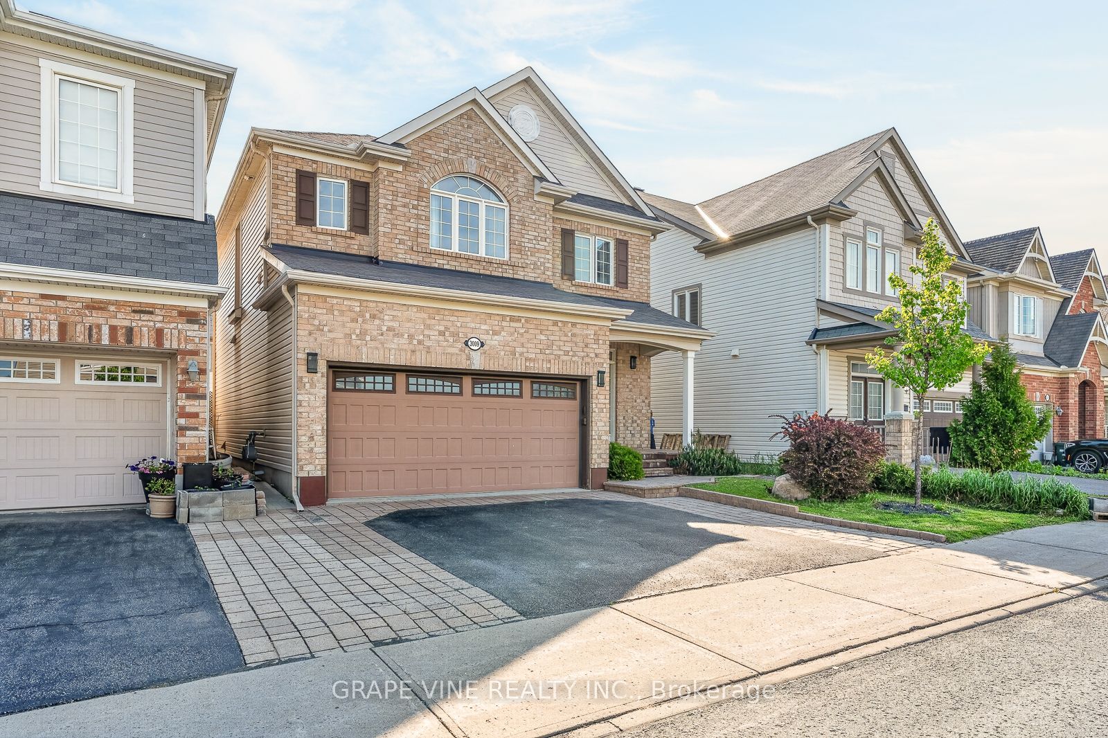 3009 FRESHWATER Way, Barrhaven, ON K2J 5J8 photo 2