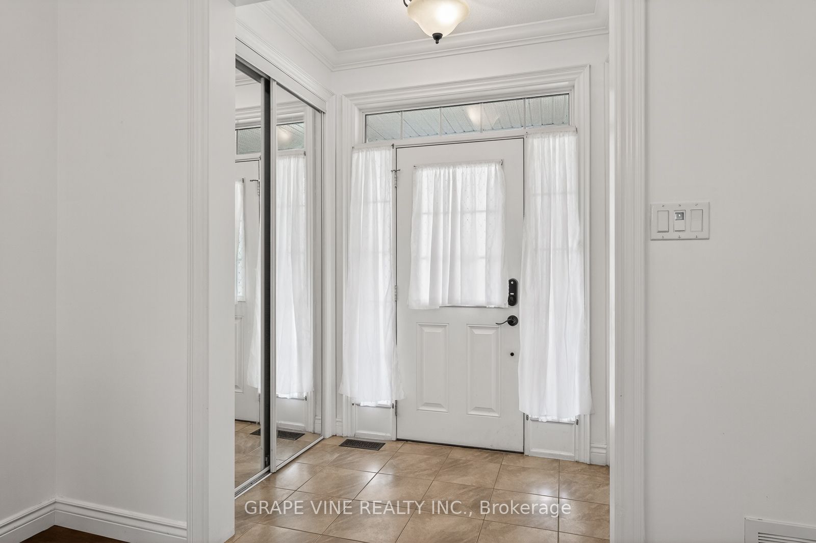 3009 FRESHWATER Way, Barrhaven, ON K2J 5J8 photo 4