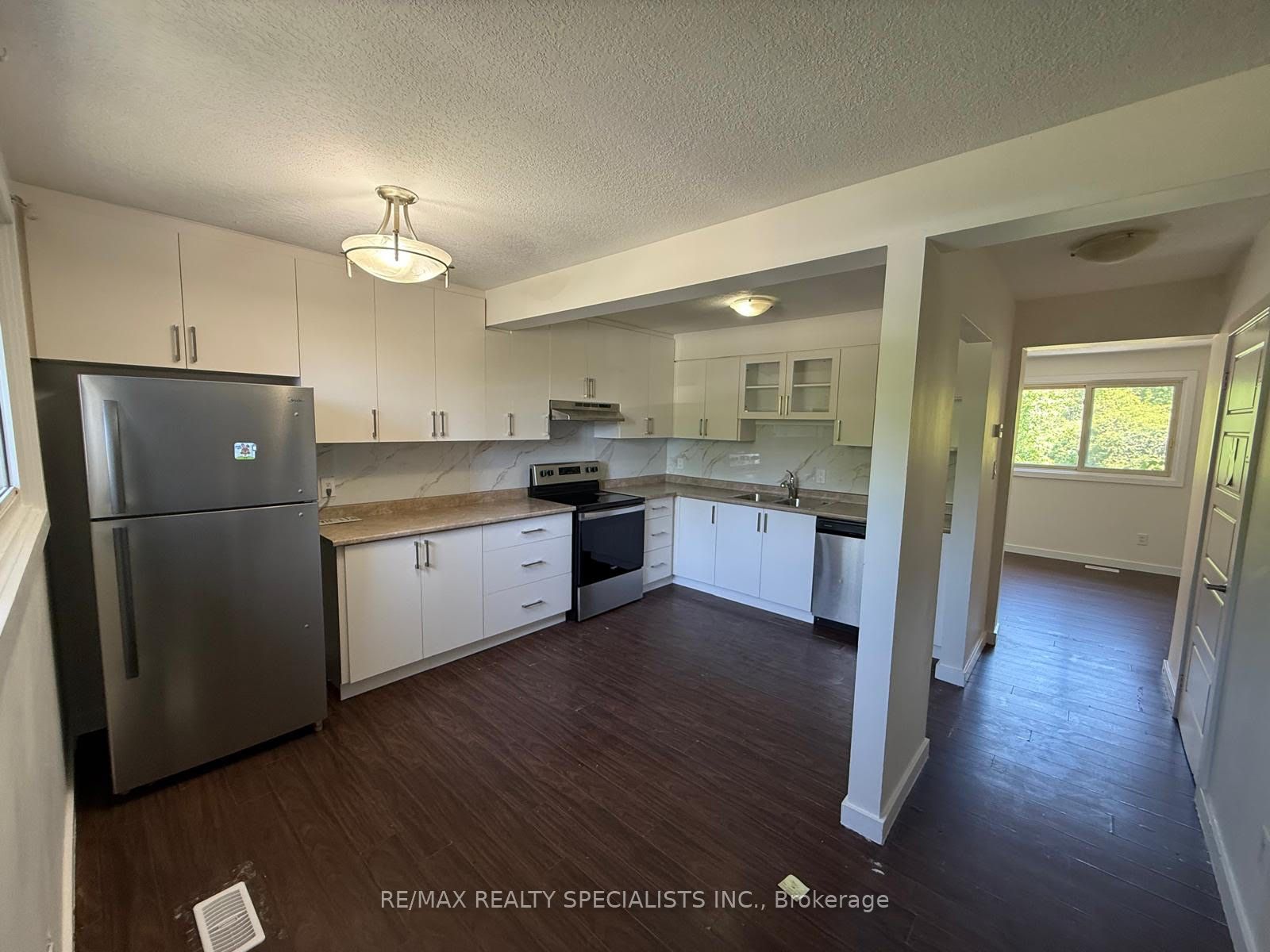 15 Scenic Drive 9, Kitchener, ON N2A 2P5 photo 2