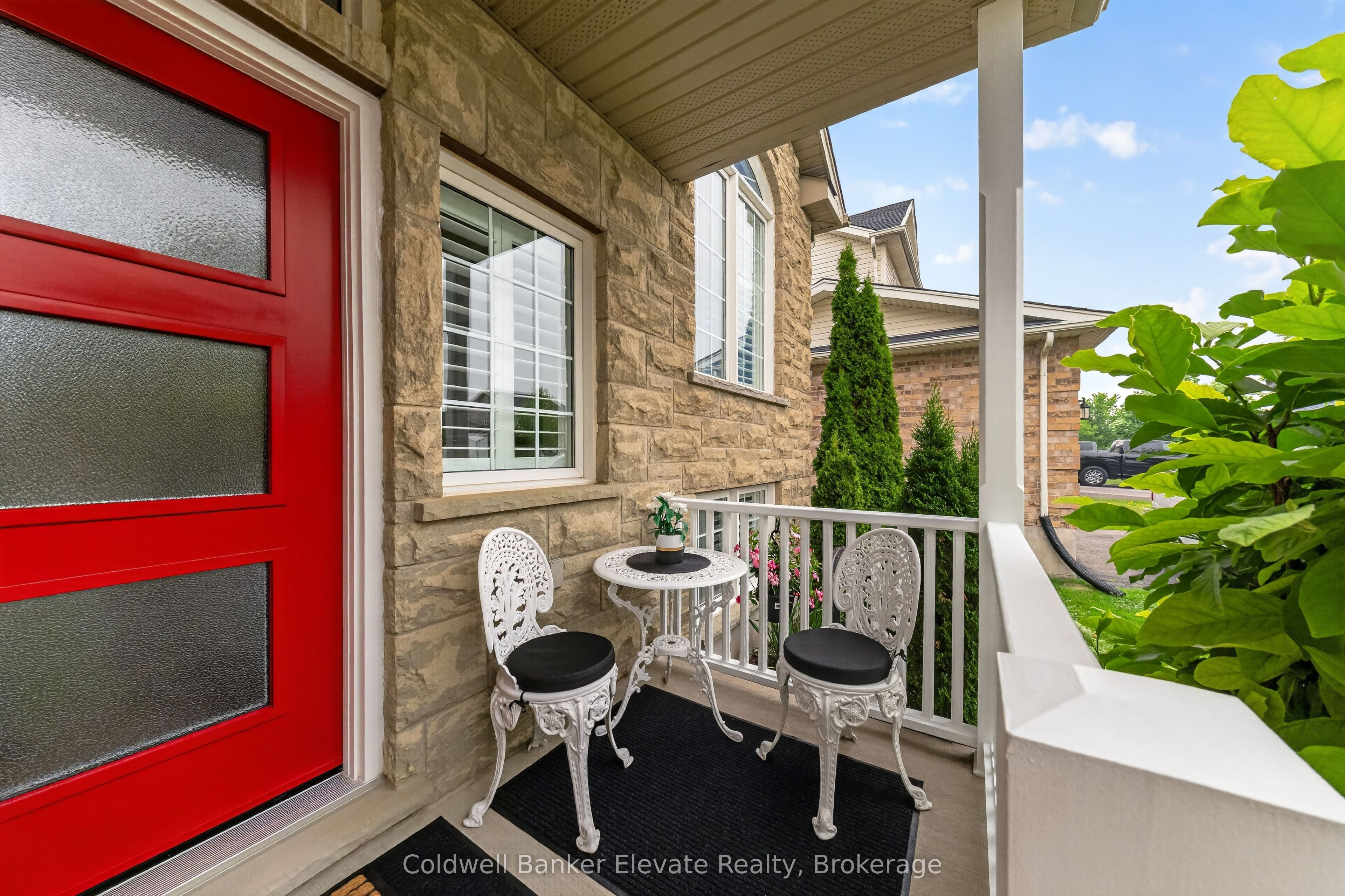 957 Gzowski Street, Centre Wellington, ON N1M 3W1 photo 4