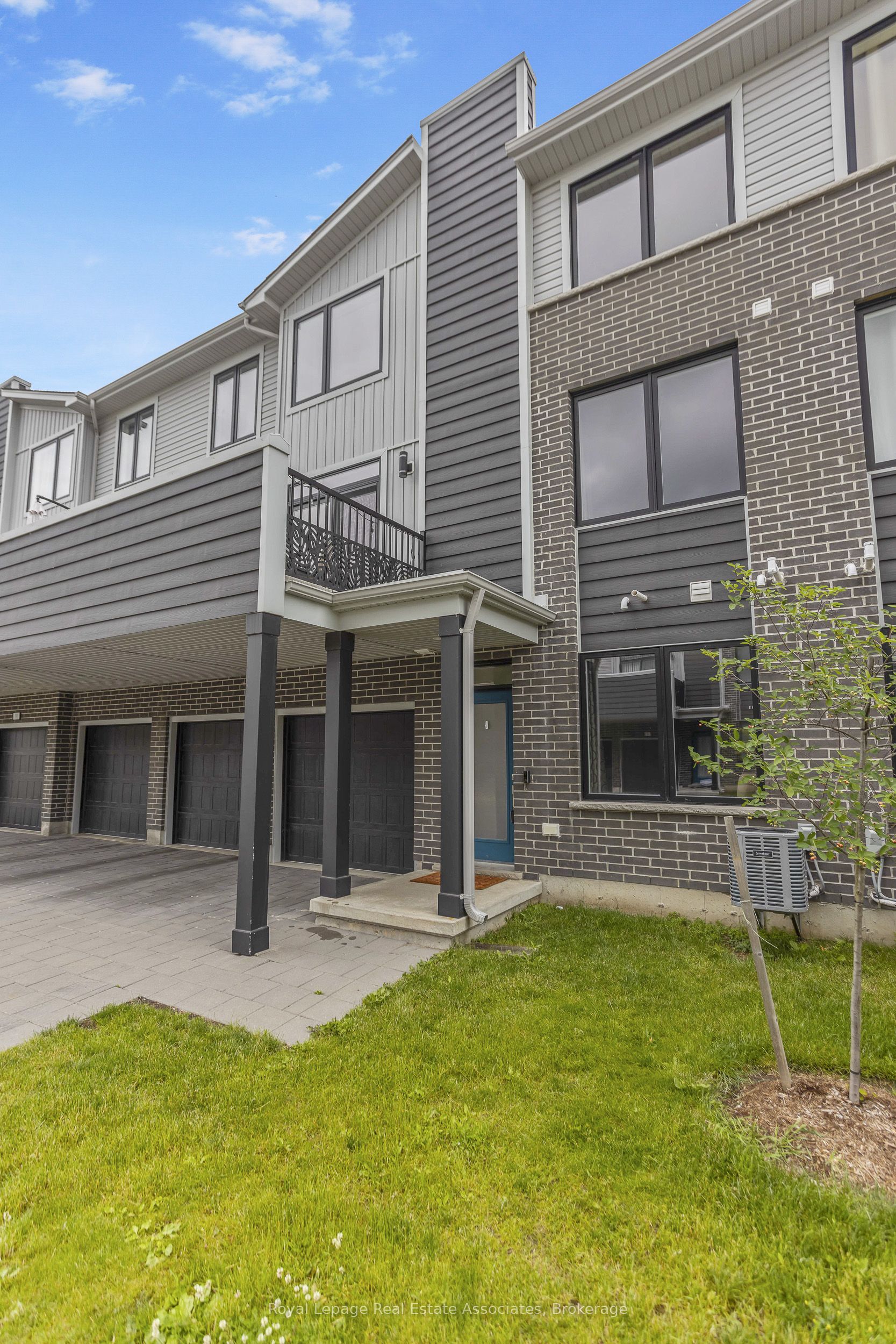 177 Edgevalley Road 16, London East, ON N5V 0C5 photo 3