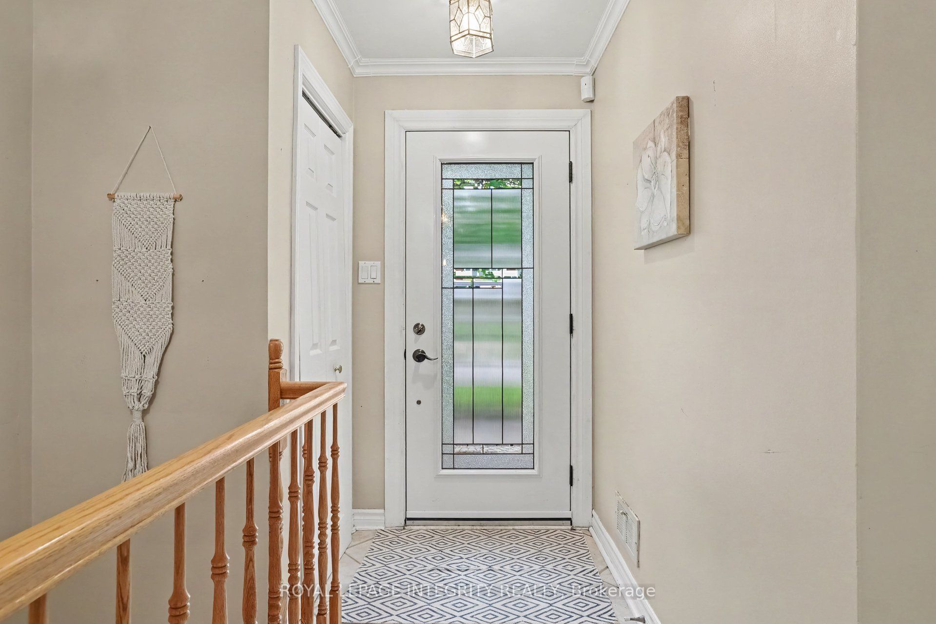 2076 Niagara Drive, Alta Vista and Area, ON K1H 6H1 photo 4