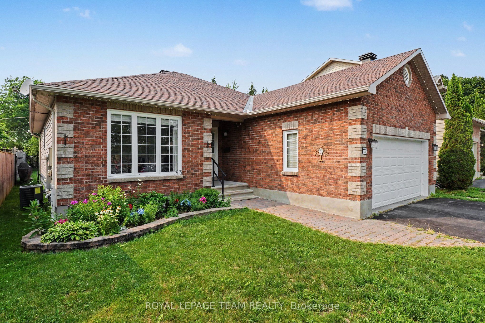 33 Prime Place, Carleton Place, ON K7C 4V6 photo 2
