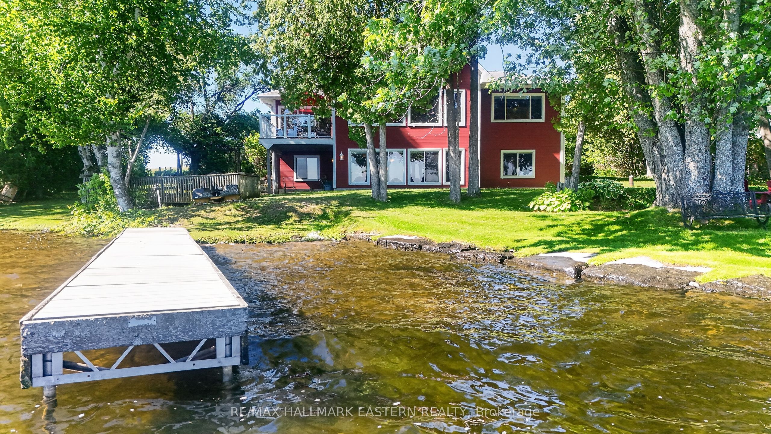 734 Duffus Drive, Selwyn, ON K0L 1T0
