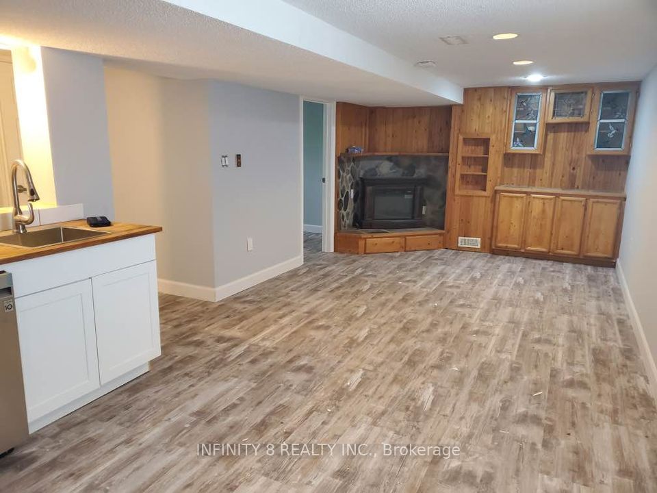 6262 Ker Street 3, Niagara Falls, ON L2G 1X8 photo 3