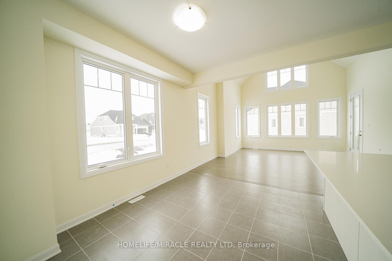 33 Country Club Drive, Loyalist, ON K0H 1G0 photo 4