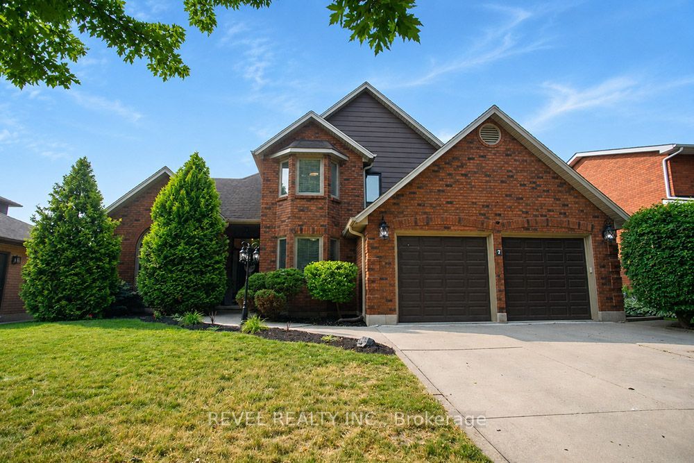 7 Cooper Court, Brantford, ON N3T 6G7 photo 2