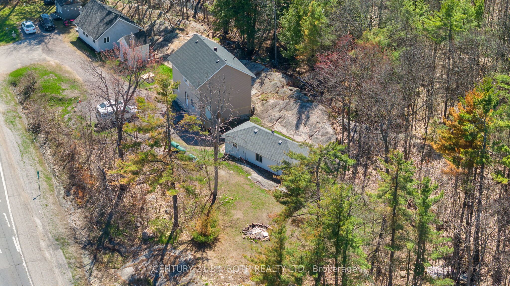 1411 Hwy 11 N/A S, Gravenhurst, ON P0E 1G0 photo 2