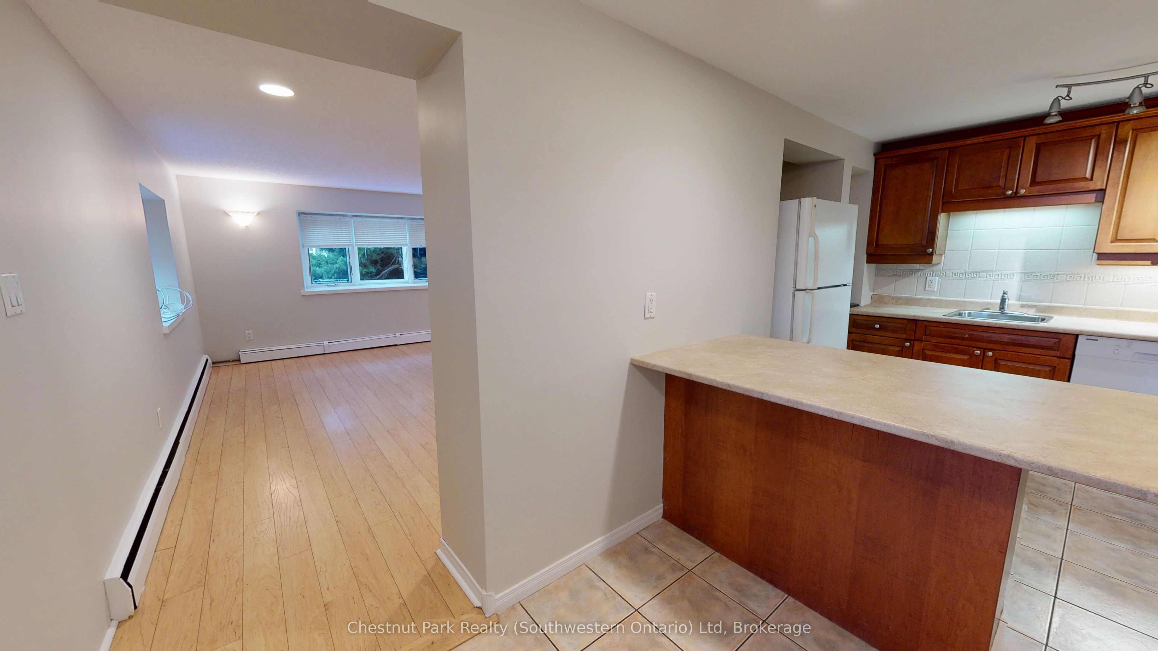 246 FOUNTAIN Street S 102, Cambridge, ON N3H 1H9 photo 5
