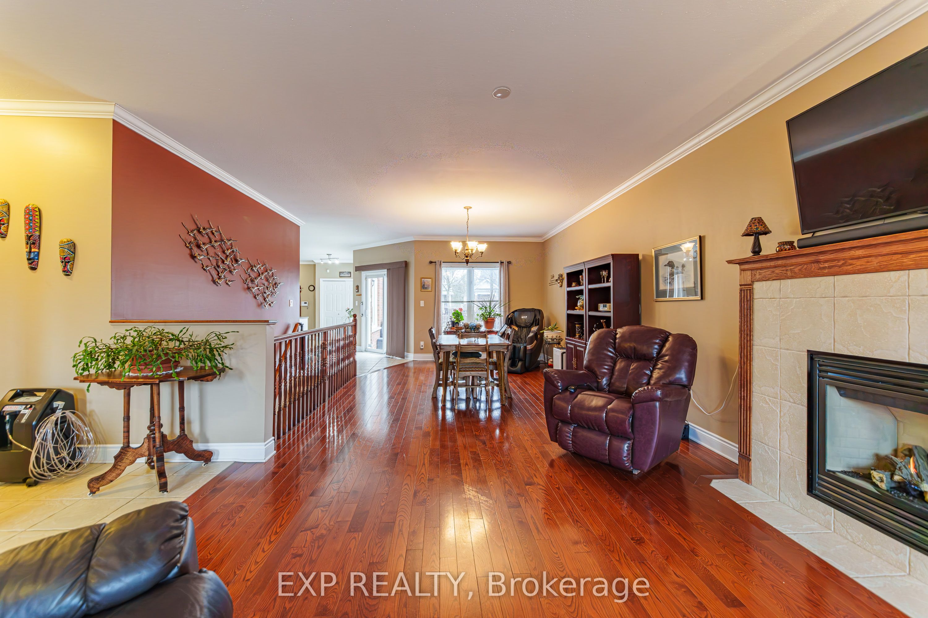 1496 Queensdale Avenue, Blossom Park - Airport and Area, ON K1T 4G3 photo 3
