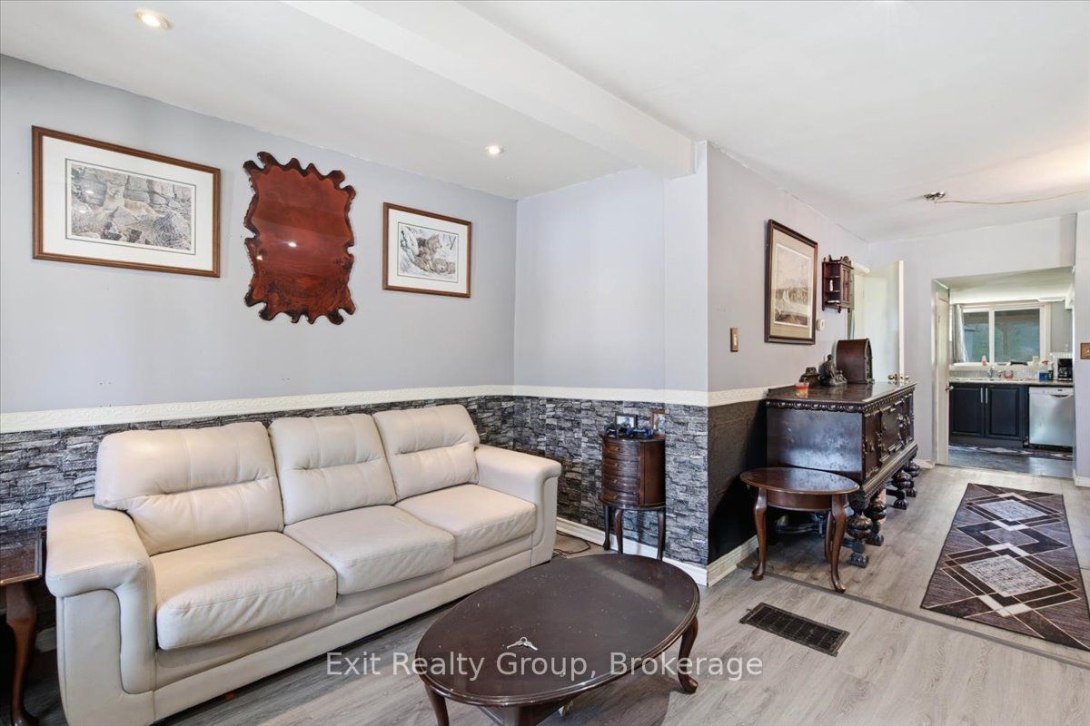 90 Palace Road, Greater Napanee, ON K7R 3B3 photo 5