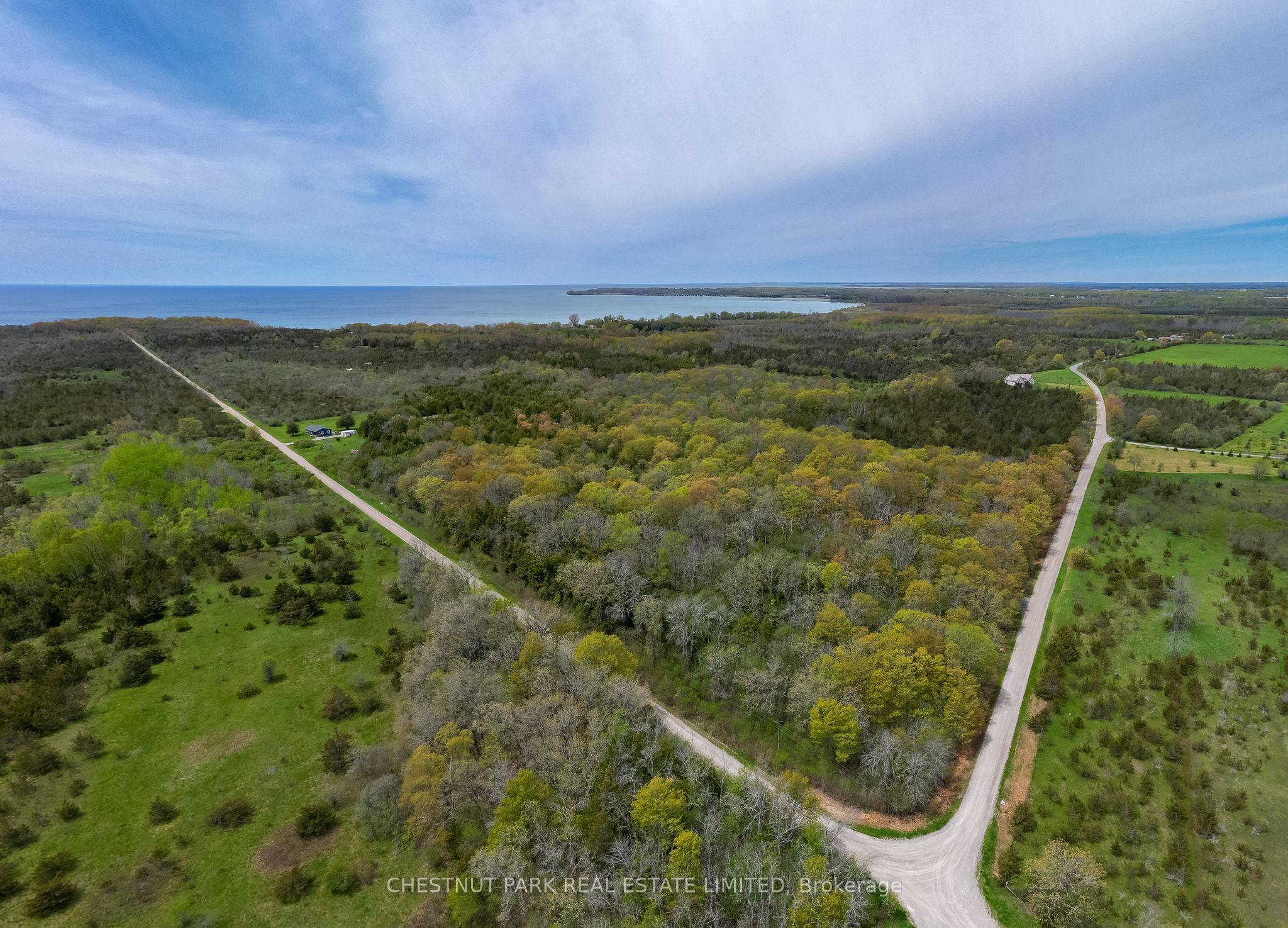 206 Simpson Road, Prince Edward County, ON K0K 2P0 photo 2