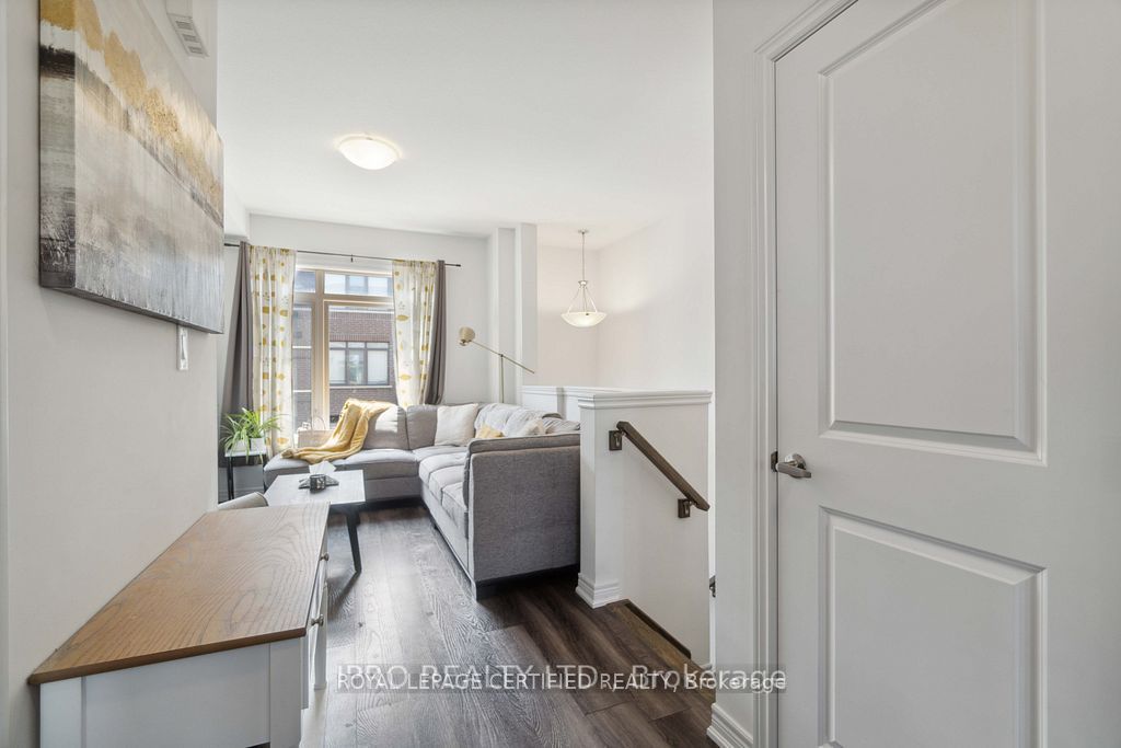 575 Woodward Avenue 33, Hamilton, ON L8H 6P2 photo 5