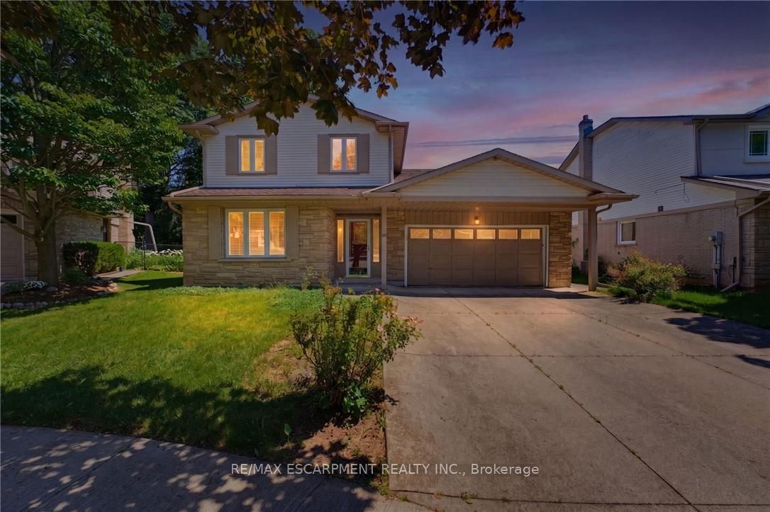 59 Forestview Drive, Hamilton, ON L9H 6M7 photo 2