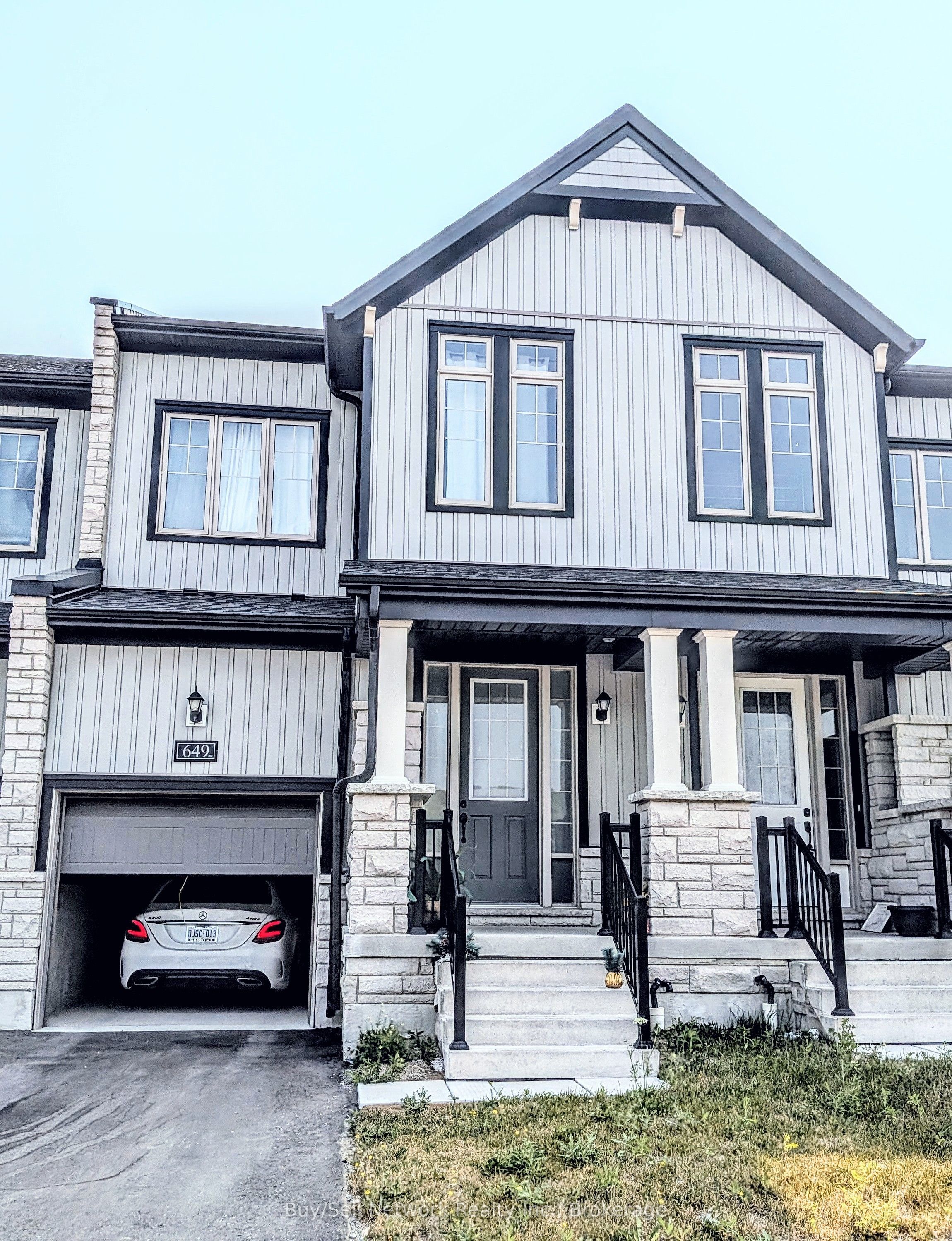 649 Pollock Grove, Peterborough, ON K9K 0J6