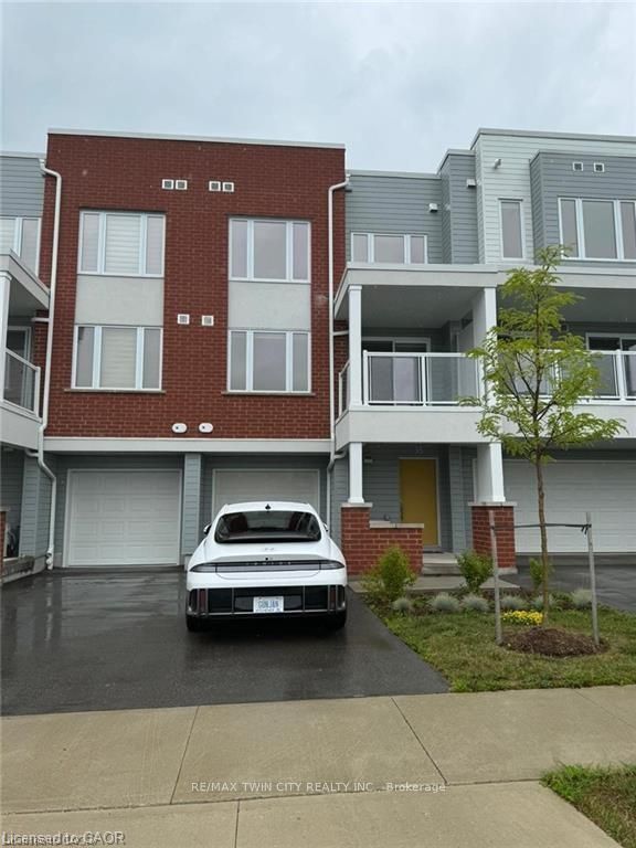 35 Valencia Avenue, Kitchener, ON N2R 0R7