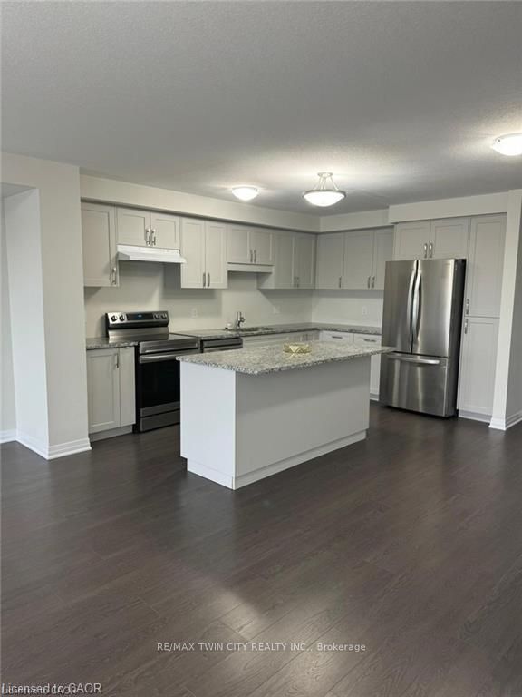 35 Valencia Avenue, Kitchener, ON N2R 0R7 photo 3