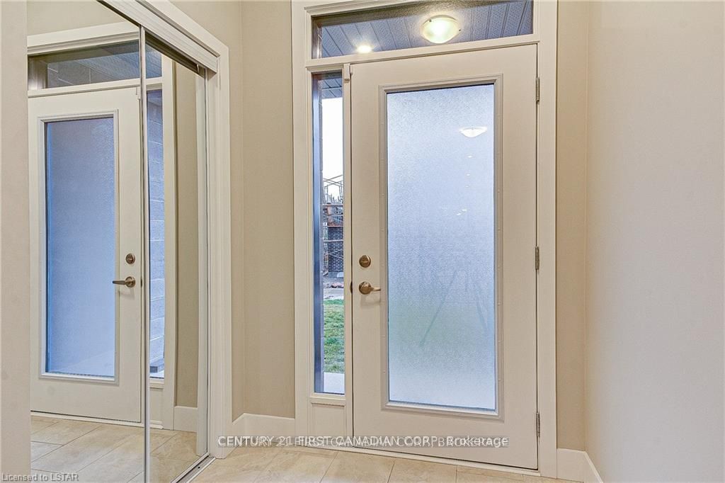 177 Edgevalley Road, London East, ON N5V 0C5