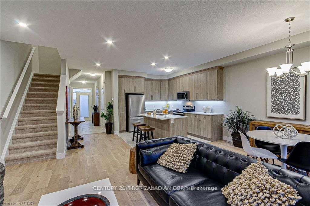 177 Edgevalley Road, London East, ON N5V 0C5 photo 5