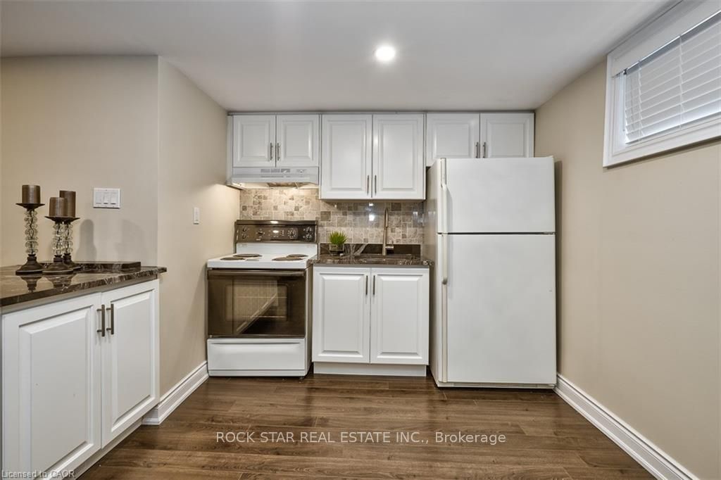 126 West 26th Street Lower, Hamilton, ON L9C 4Z4 photo 5