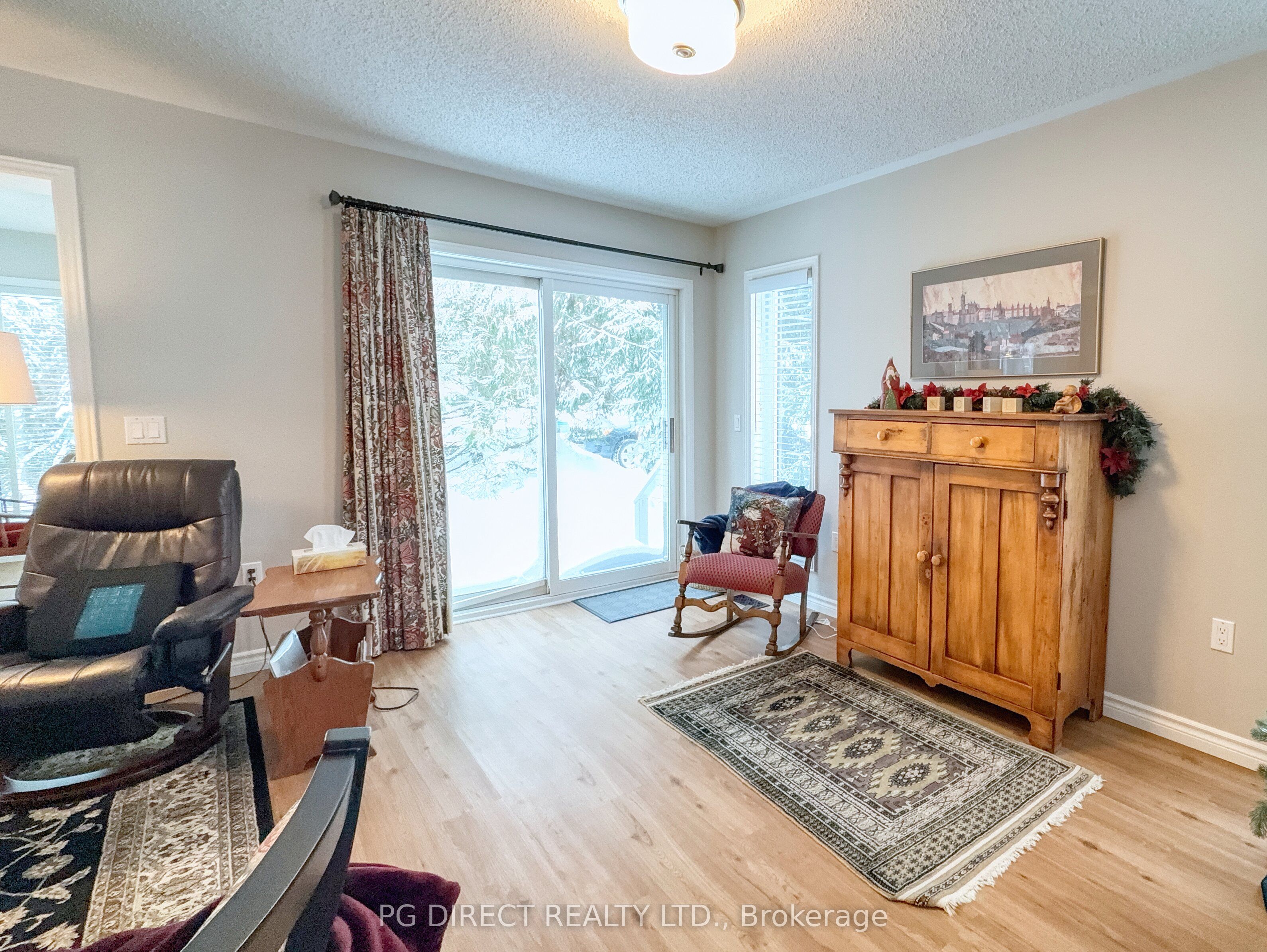136 Bristlecone Crescent, Centre Wellington, ON N0B 1J0 photo 5