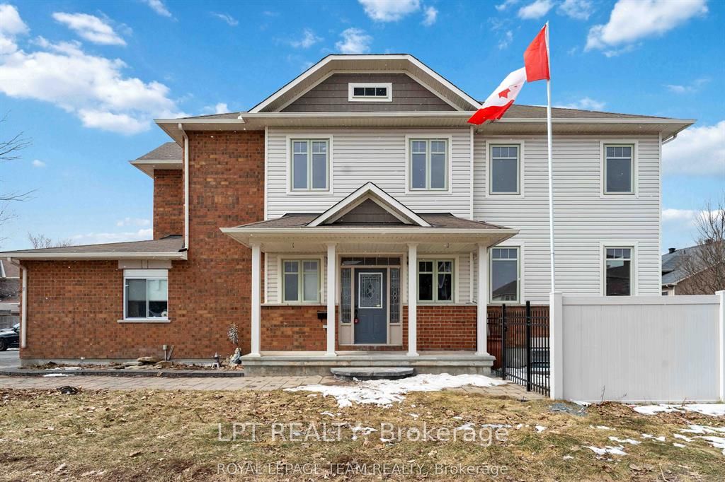 136 Calaveras Avenue, Barrhaven, ON K2J 5K4 photo 2