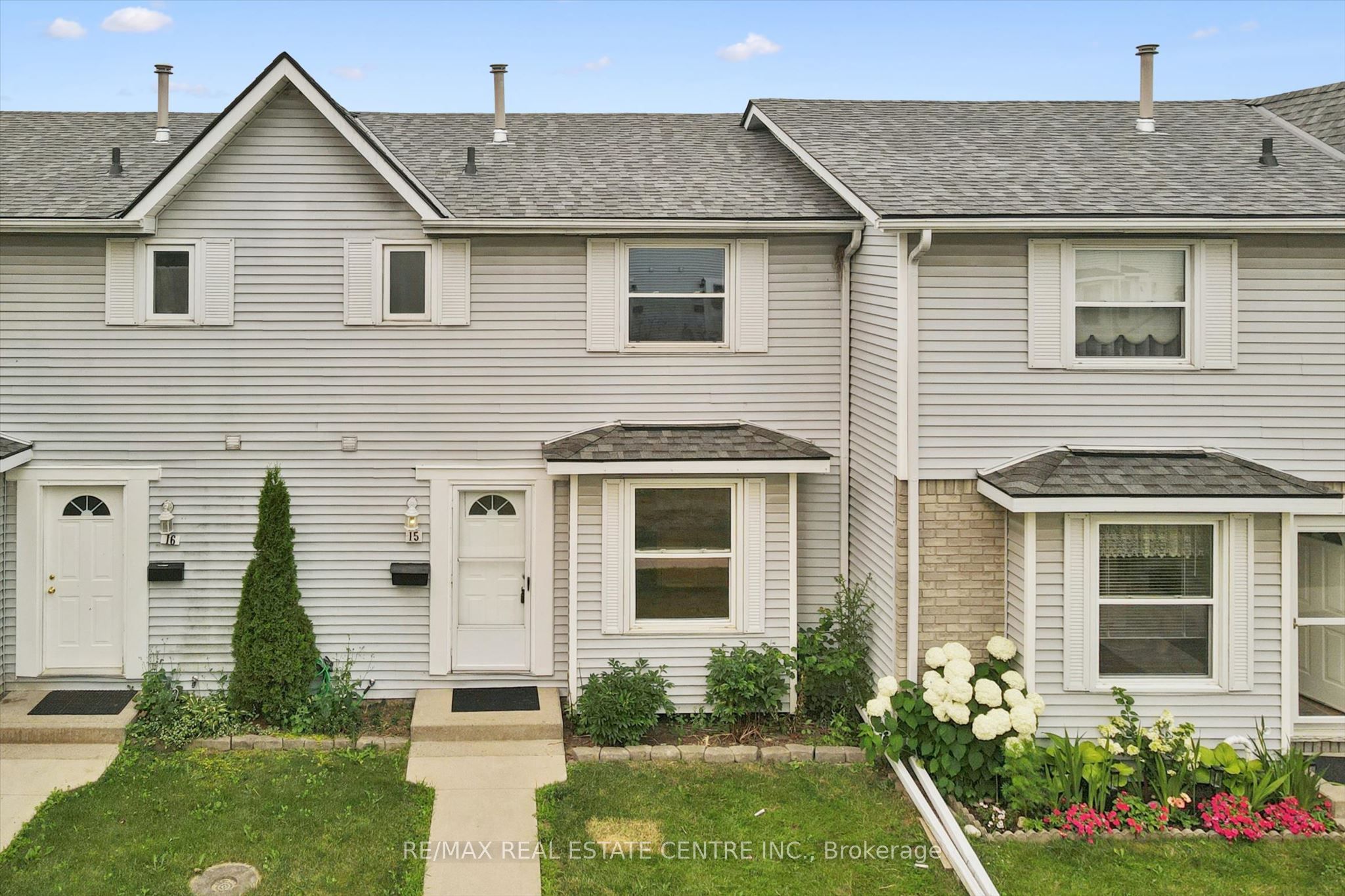 265 Williamsburg Road 15, Kitchener, ON N2E 3H1 photo 2