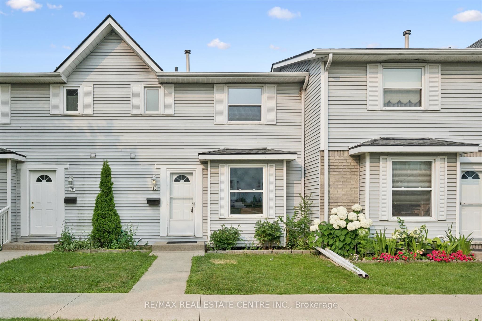 265 Williamsburg Road 15, Kitchener, ON N2E 3H1 photo 3