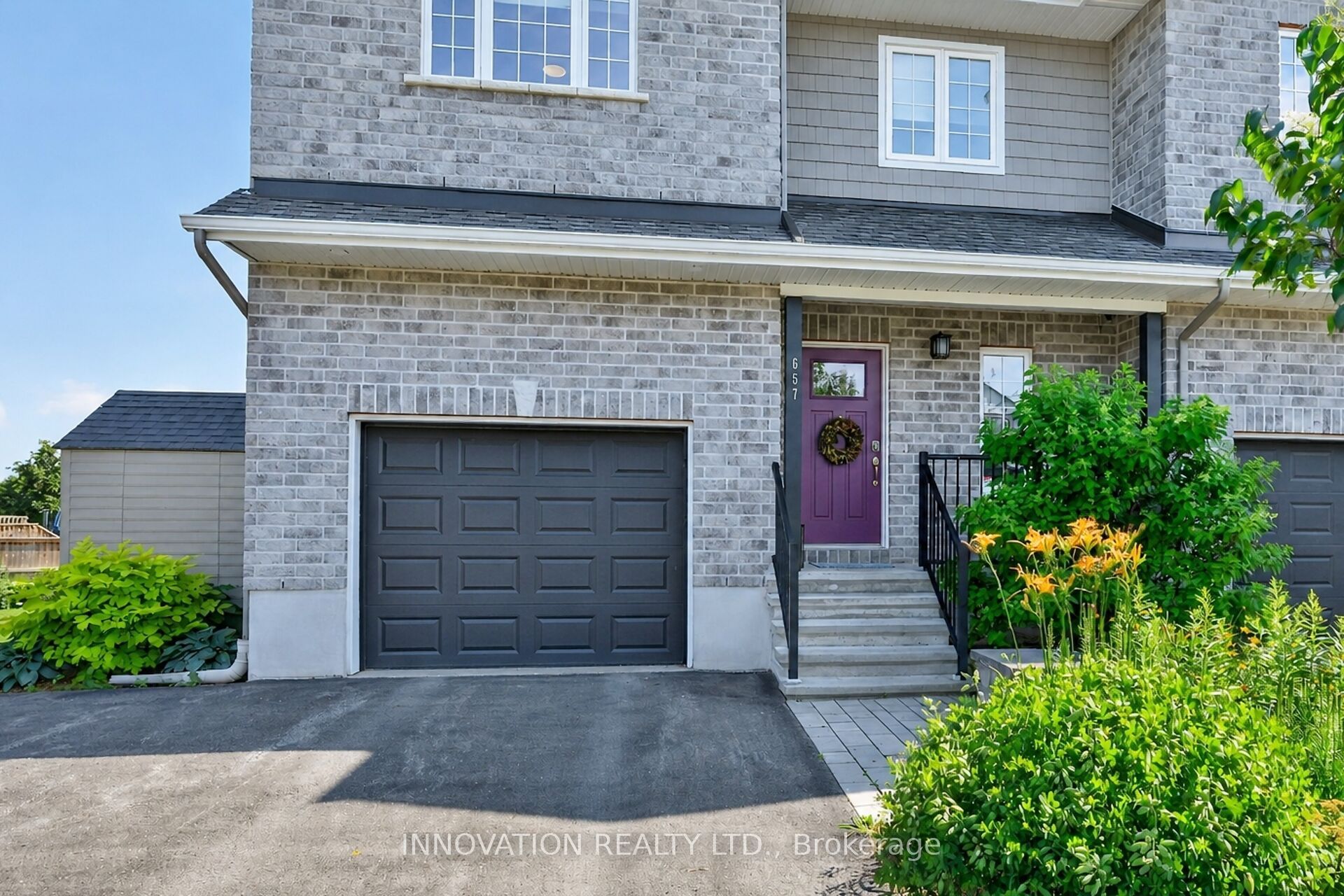 657 Meadowridge Circle, Carp - Huntley Ward, ON K0A 1L0 photo 2
