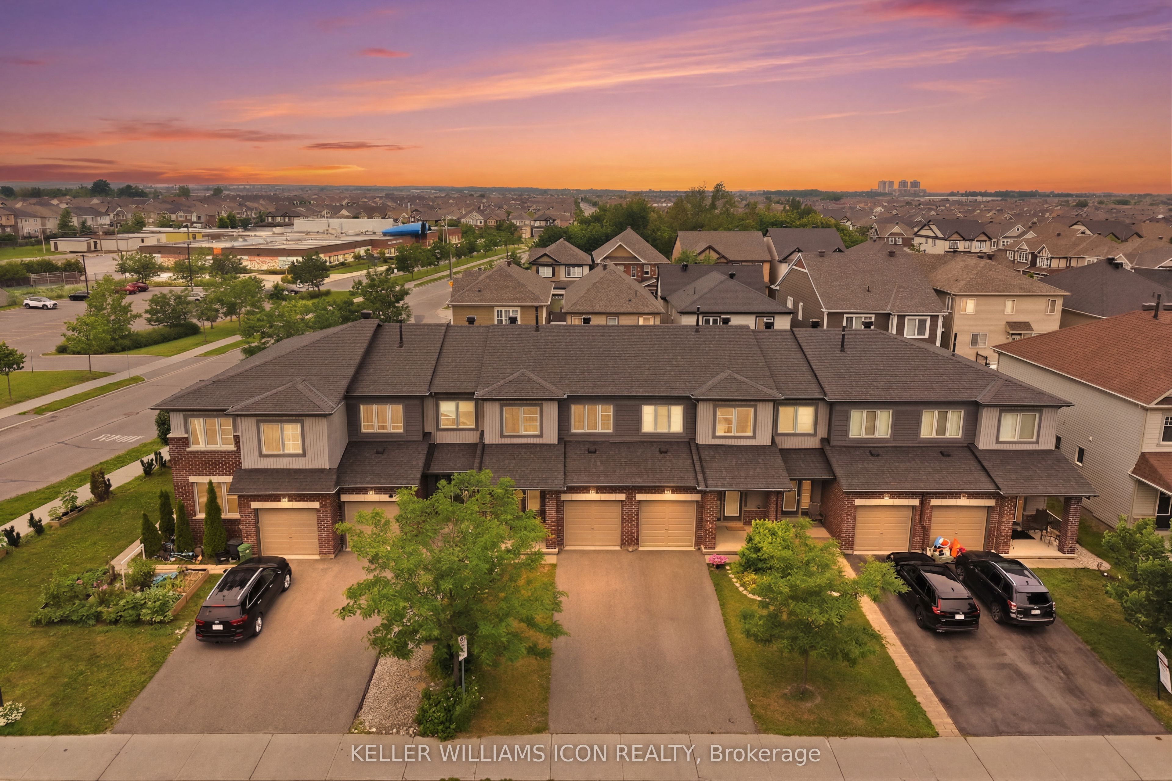 948 Kilbirnie Drive, Barrhaven, ON K2J 6G2 photo 2
