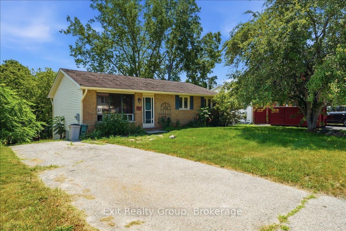 23 Van Alstine Drive, Quinte West, ON K8V 6K4 photo 3