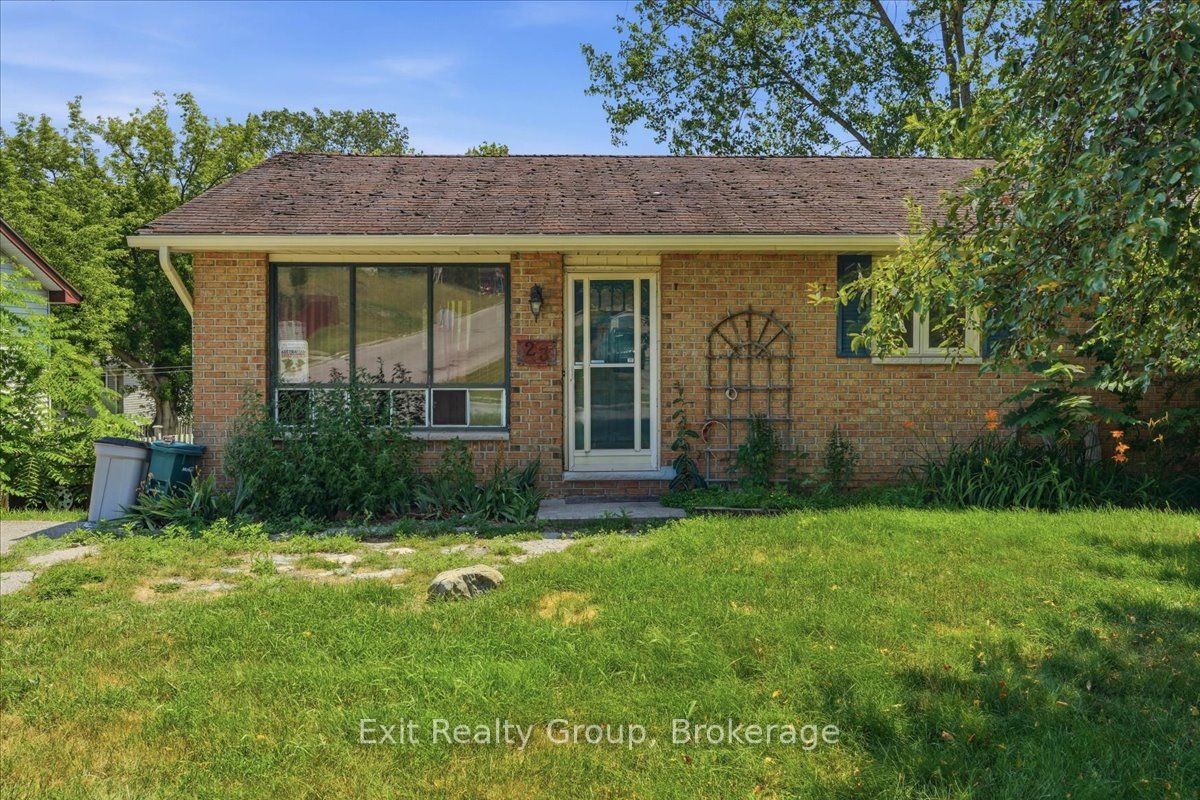 23 Van Alstine Drive, Quinte West, ON K8V 6K4 photo 5